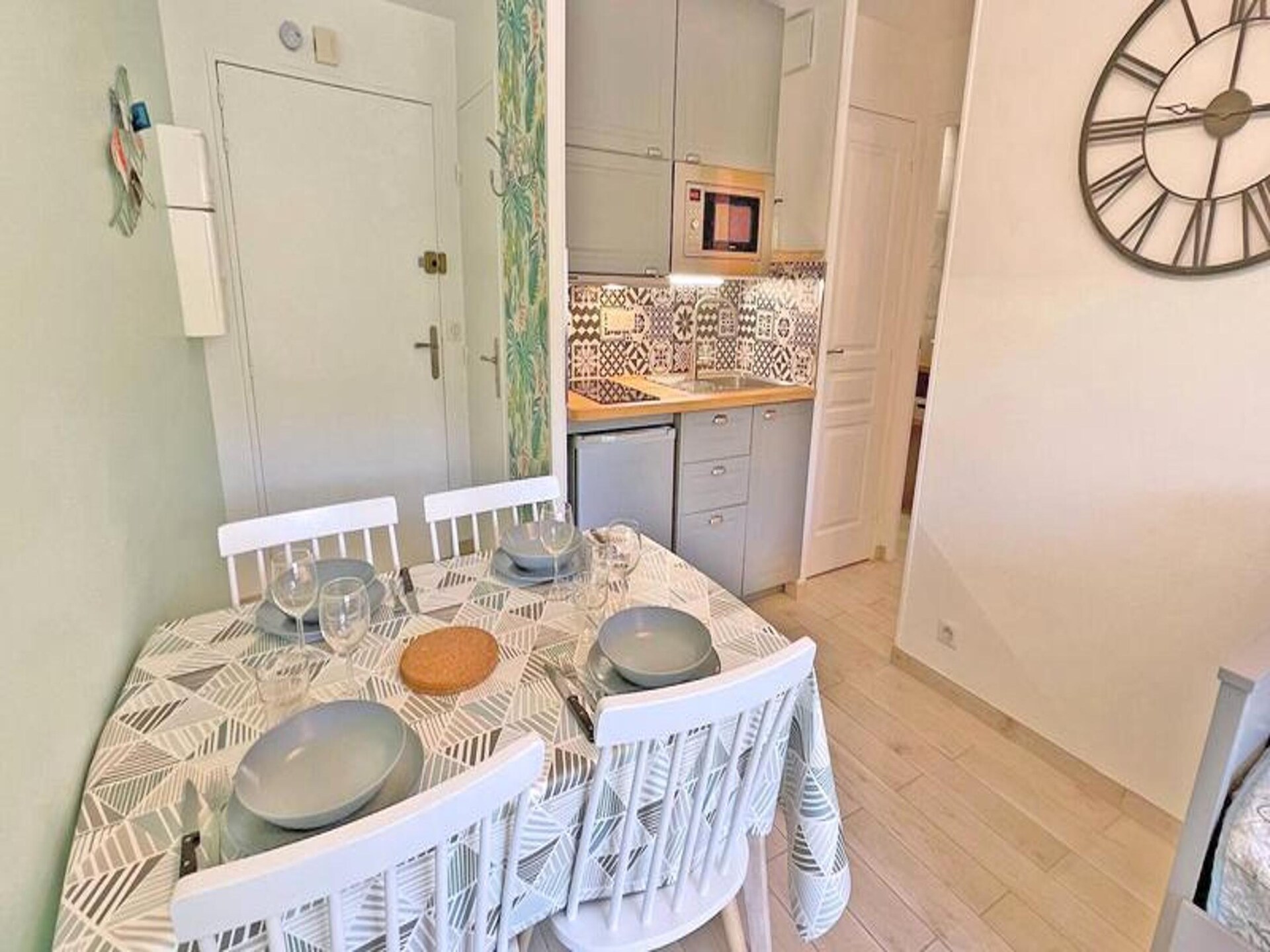 Knus appartement met balkon in centrum Sainte-Maxime, 400m van strand - foto 14