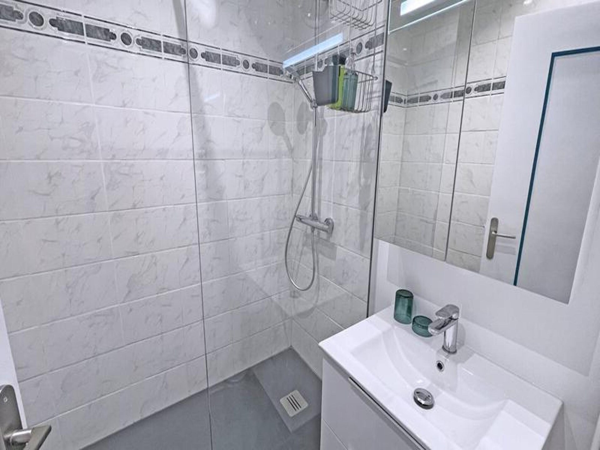 Prachtig zeezicht appartement in Sainte-Maxime, vlakbij strand en centrum - foto 19