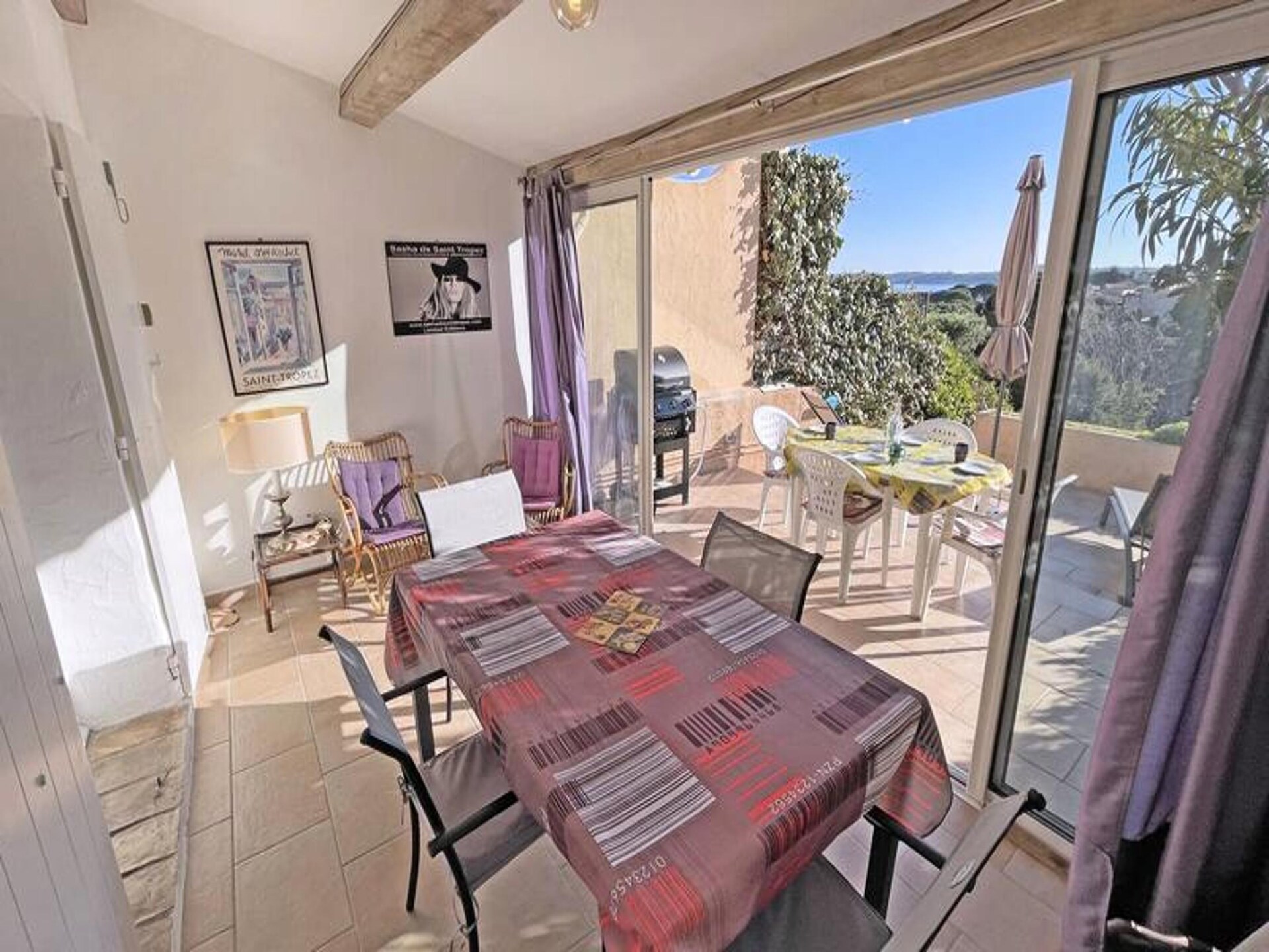 Zonnig appartement met zeezicht en zwembad op 600m van het strand in Ste Maxime - foto 7