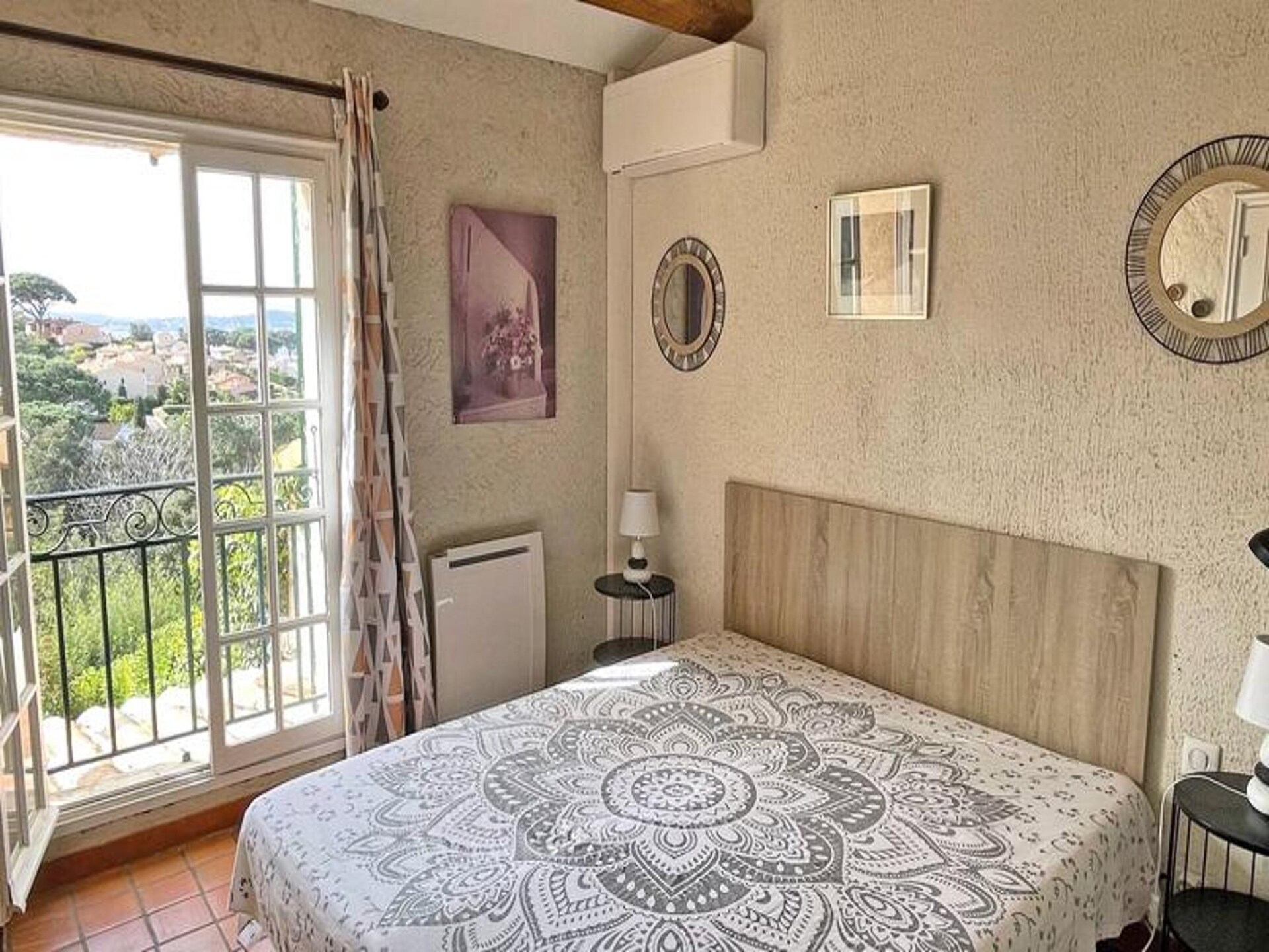 Zonnig appartement met zeezicht en zwembad op 600m van het strand in Ste Maxime - foto 13