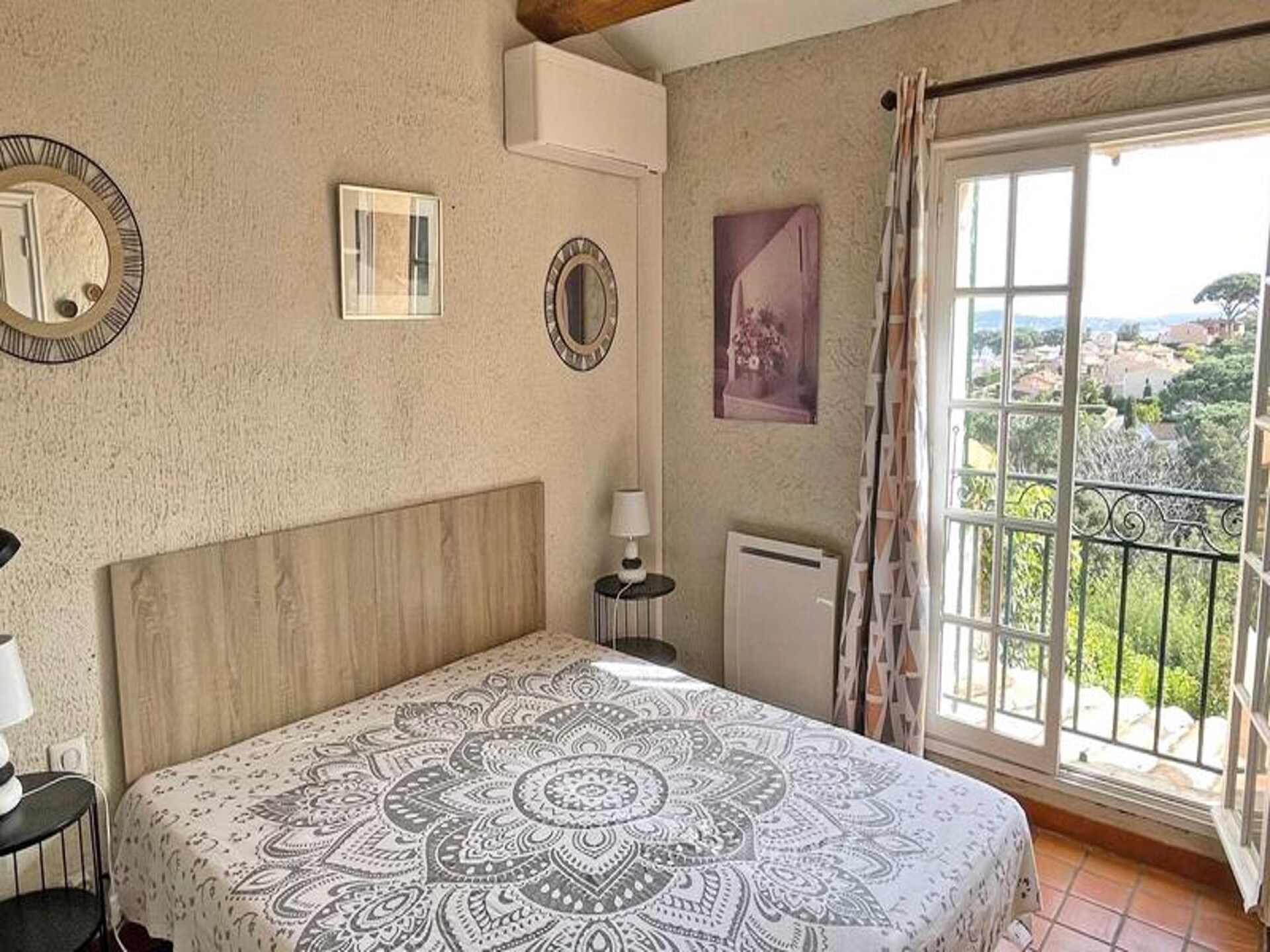 Zonnig appartement met zeezicht en zwembad op 600m van het strand in Ste Maxime - foto 14