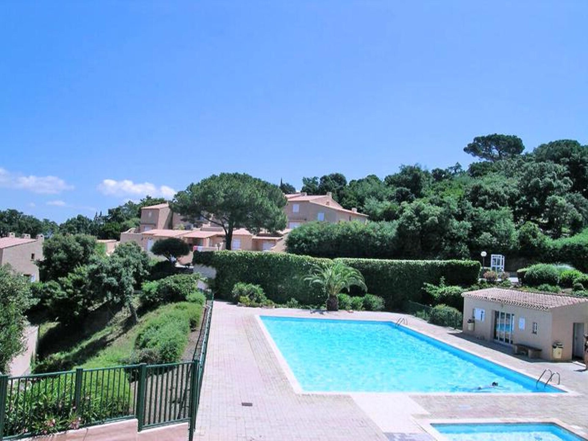 Zonnig appartement met zwembad en terras nabij Sainte-Maxime - foto 5