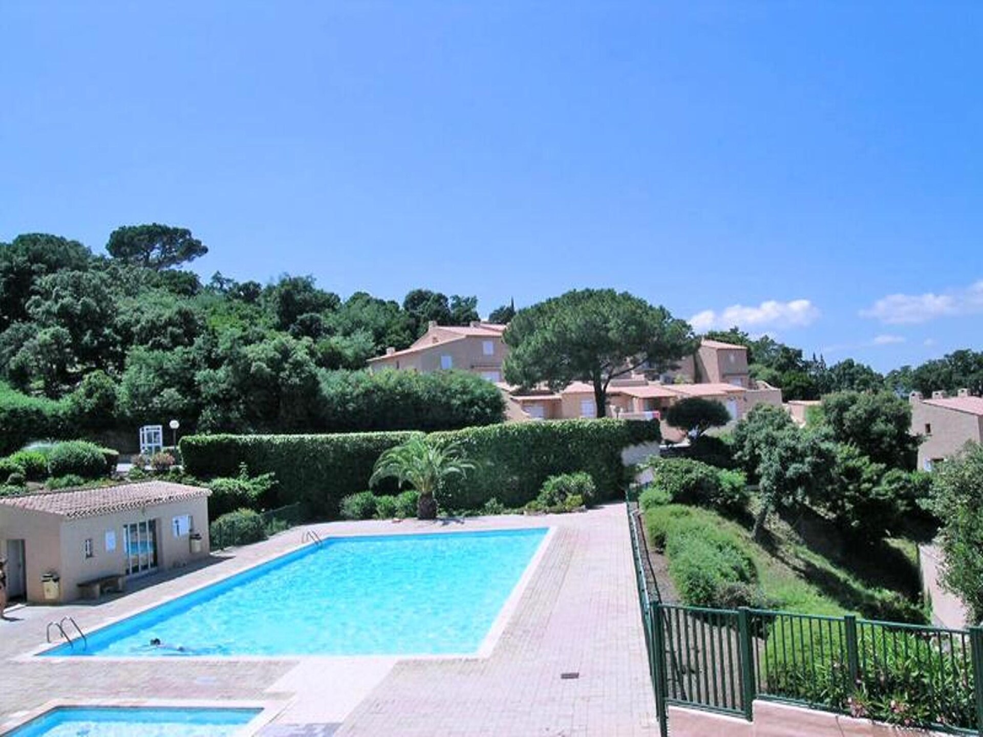 Zonnig appartement met zwembad en terras nabij Sainte-Maxime - foto 6