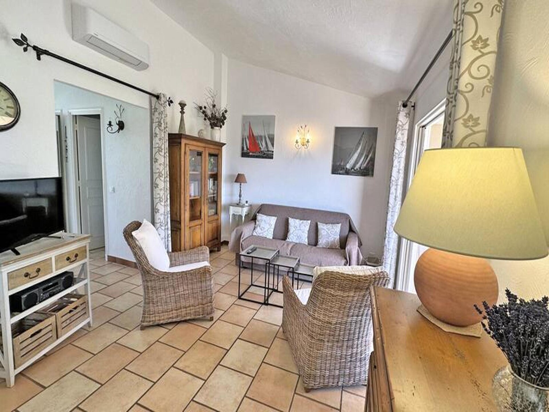 Zonnig appartement met zwembad en terras nabij Sainte-Maxime - foto 7