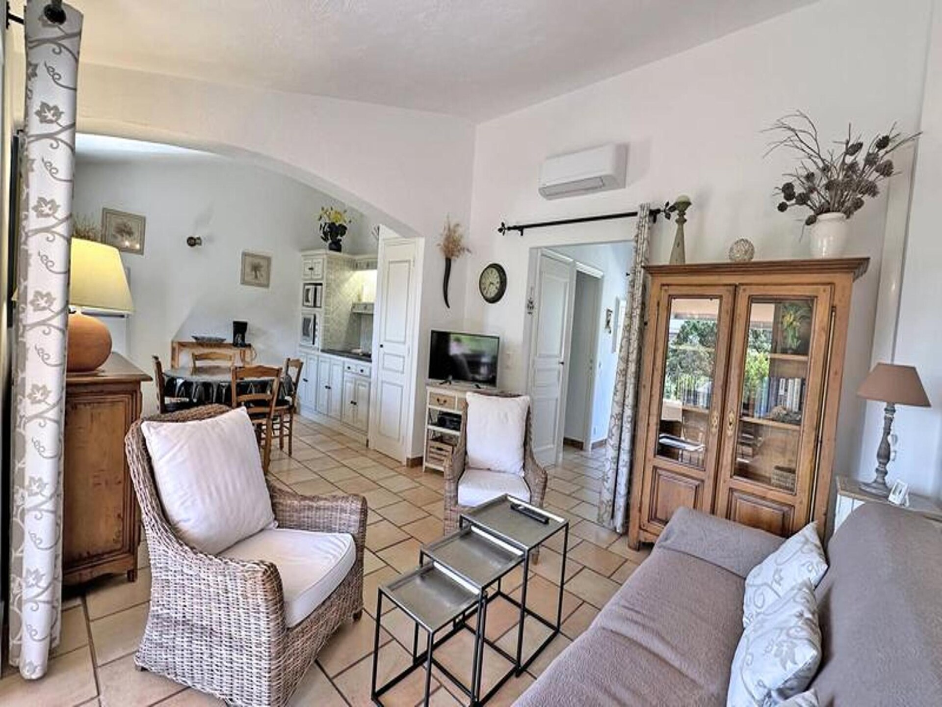 Zonnig appartement met zwembad en terras nabij Sainte-Maxime - foto 9