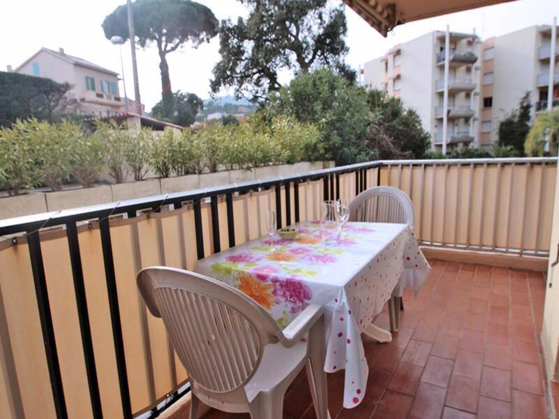 Licht appartement met zwembad, op 500m van het strand van Sainte-Maxime - foto 23