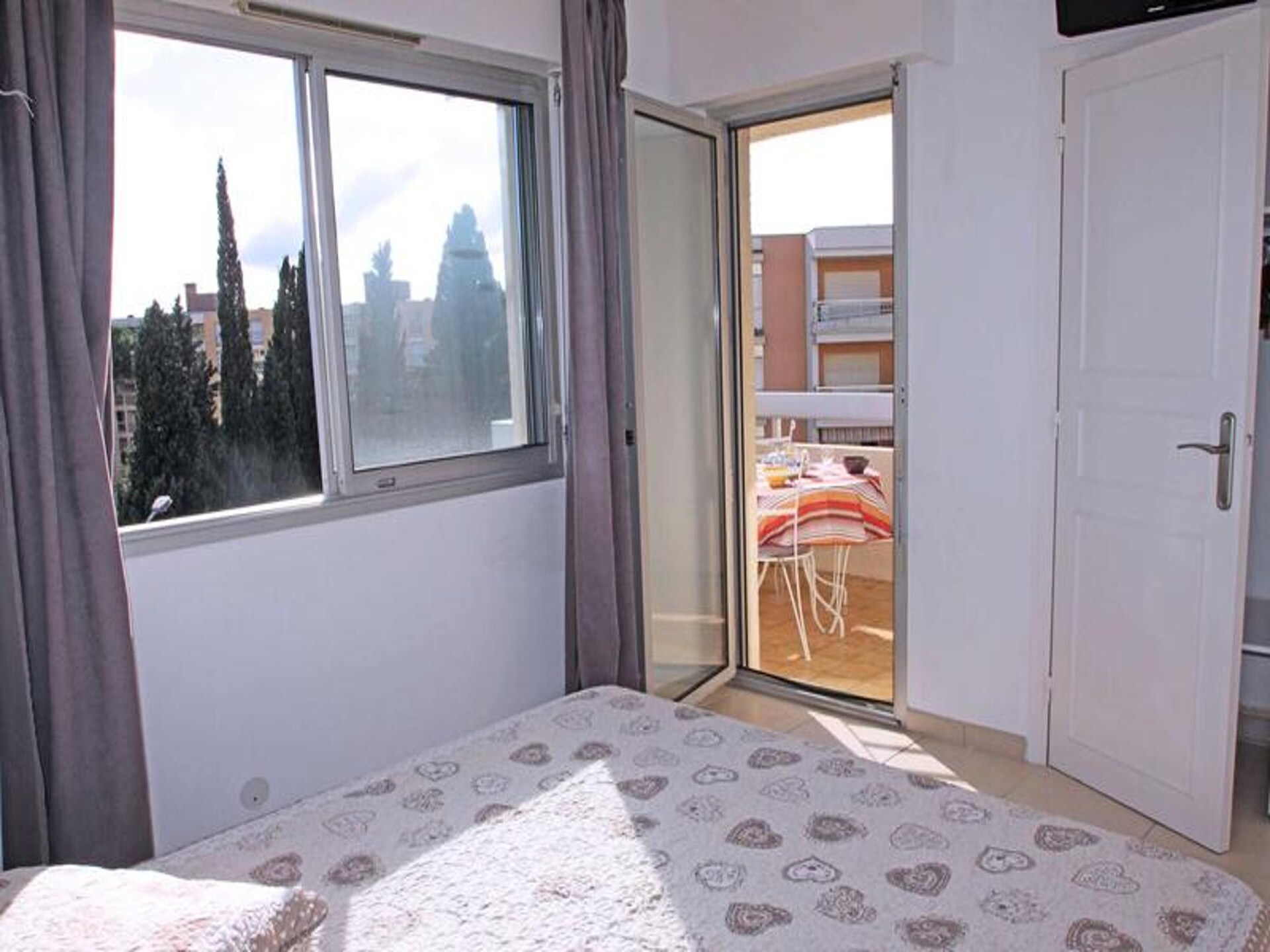 Ruim appartement met balkon, op 400 meter van het strand in Sainte-Maxime - foto 18