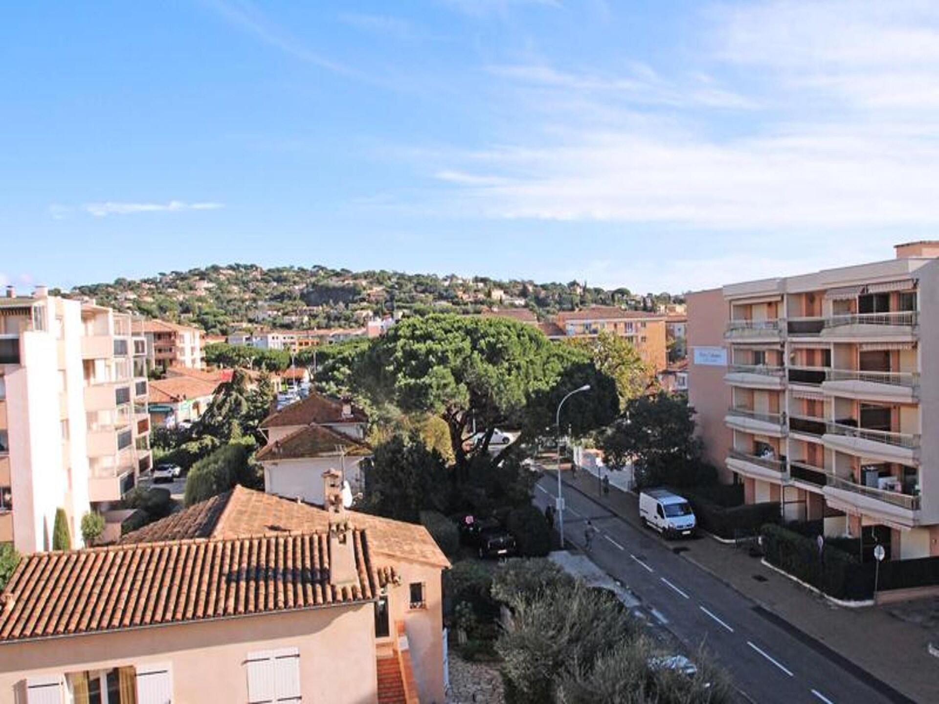 Ruim appartement met balkon, op 400 meter van het strand in Sainte-Maxime - foto 25
