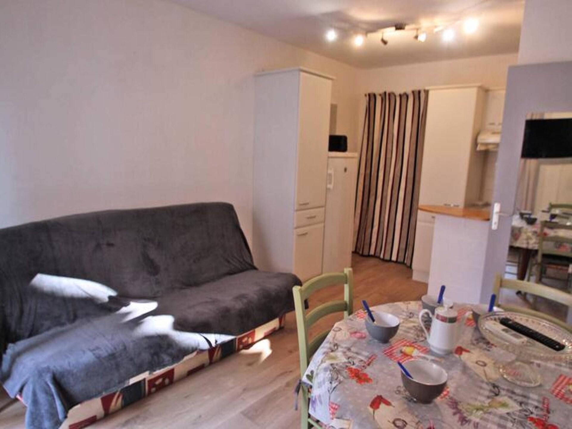 Knus appartement met terras op 300m van het strand in Sainte-Maxime - foto 3