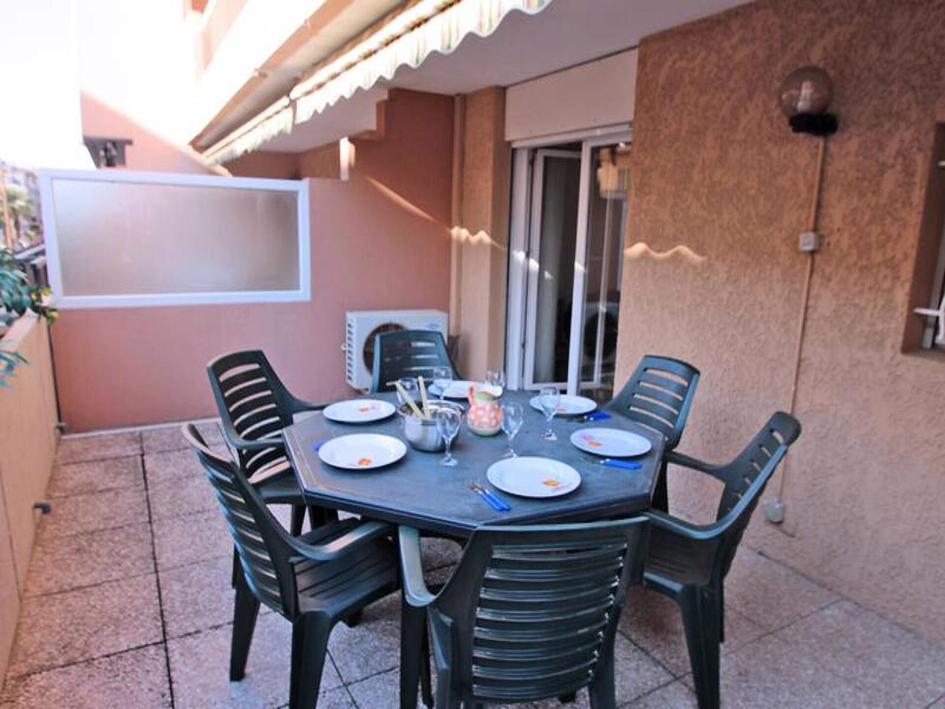 Knus appartement met terras op 300m van het strand in Sainte-Maxime - foto 19