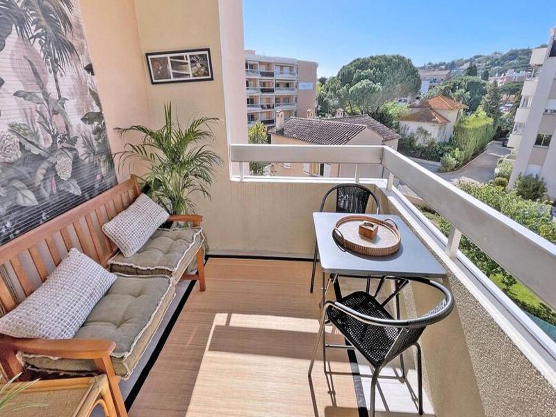 Gerenoveerde studio met terras op 300 meter van het strand in Sainte-Maxime - foto 17