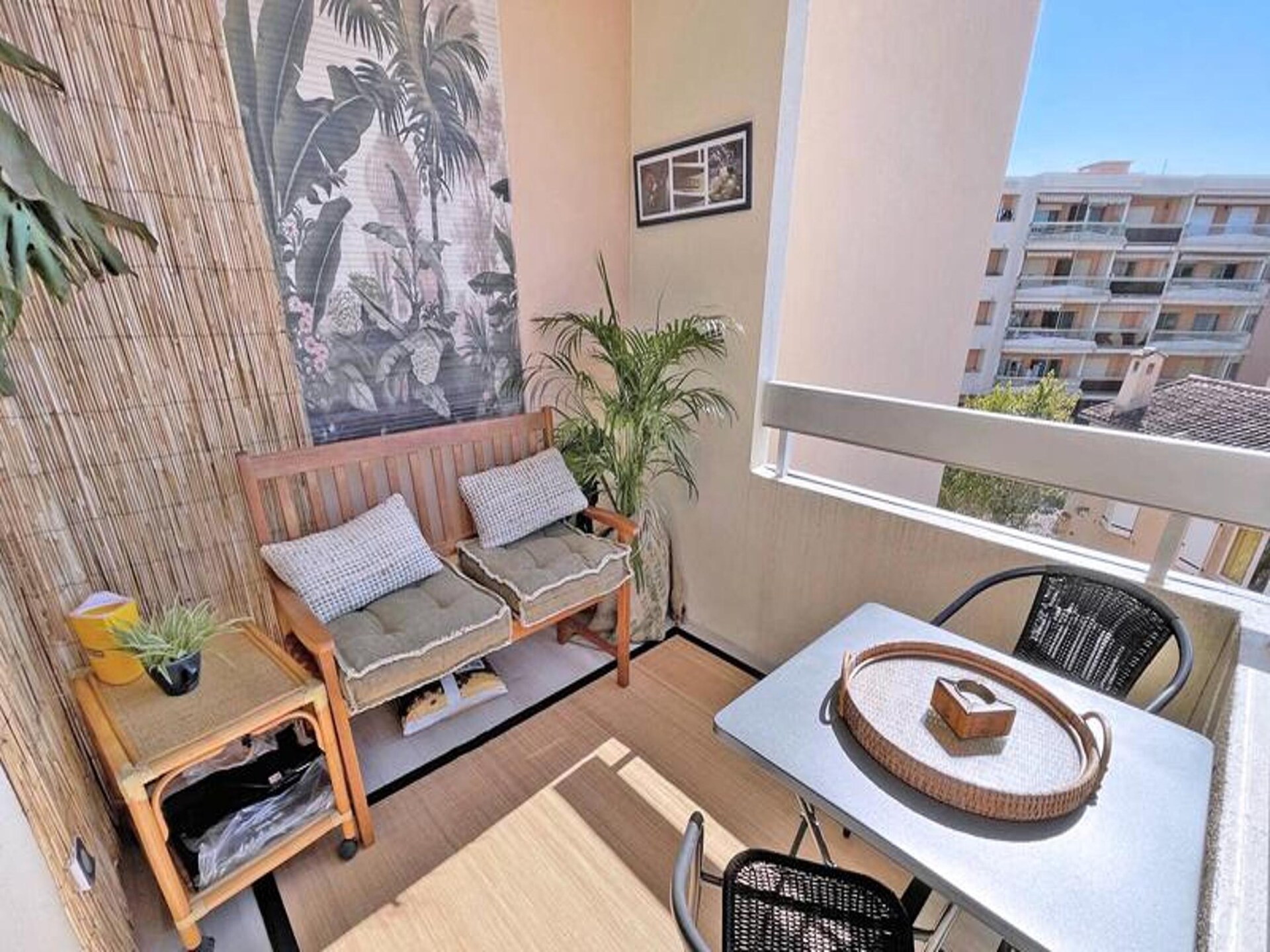 Gerenoveerde studio met terras op 300 meter van het strand in Sainte-Maxime - foto 19