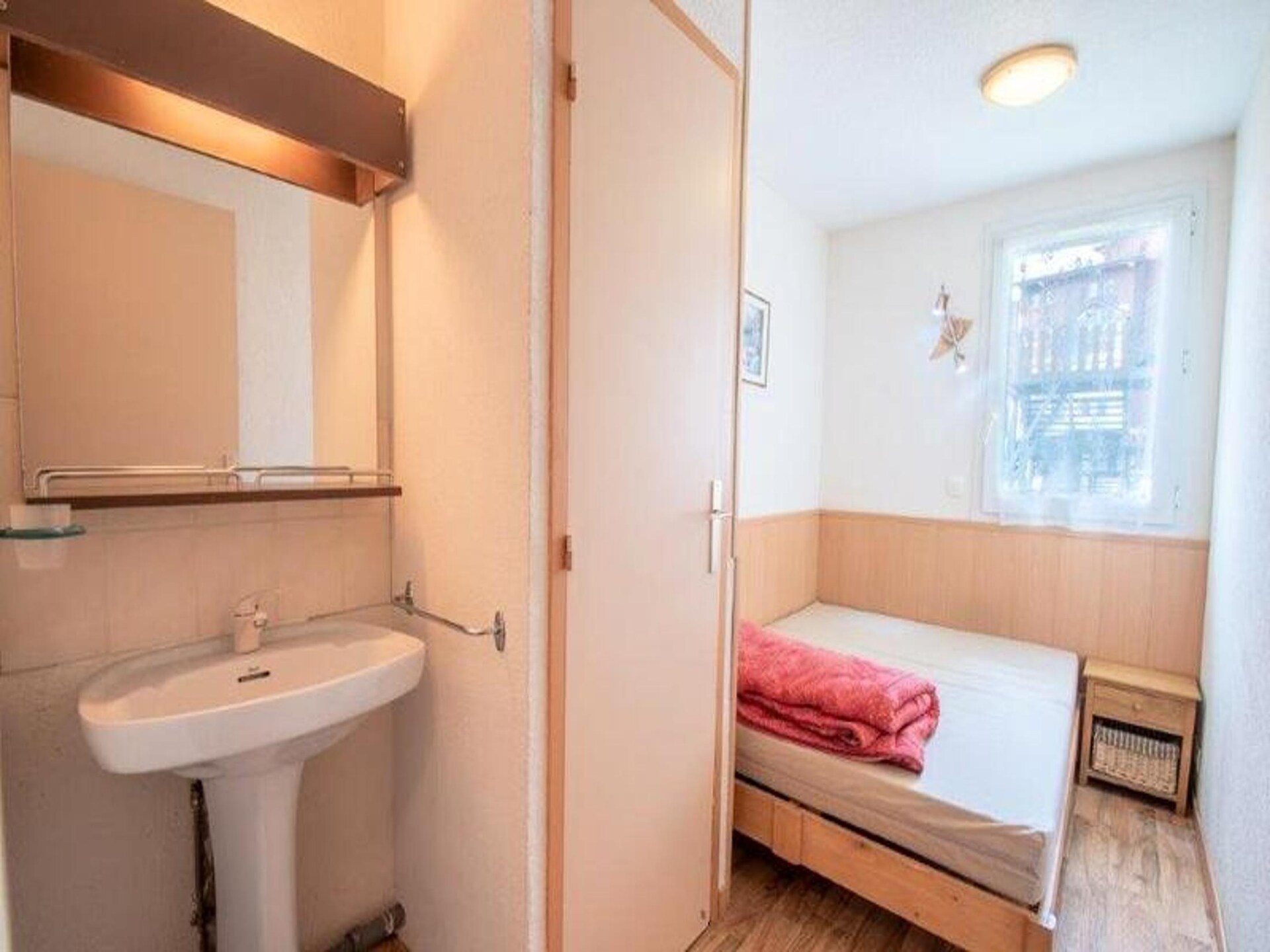 Ruim appartement aan de piste in Vénosc met uitzicht op de bergen - foto 23