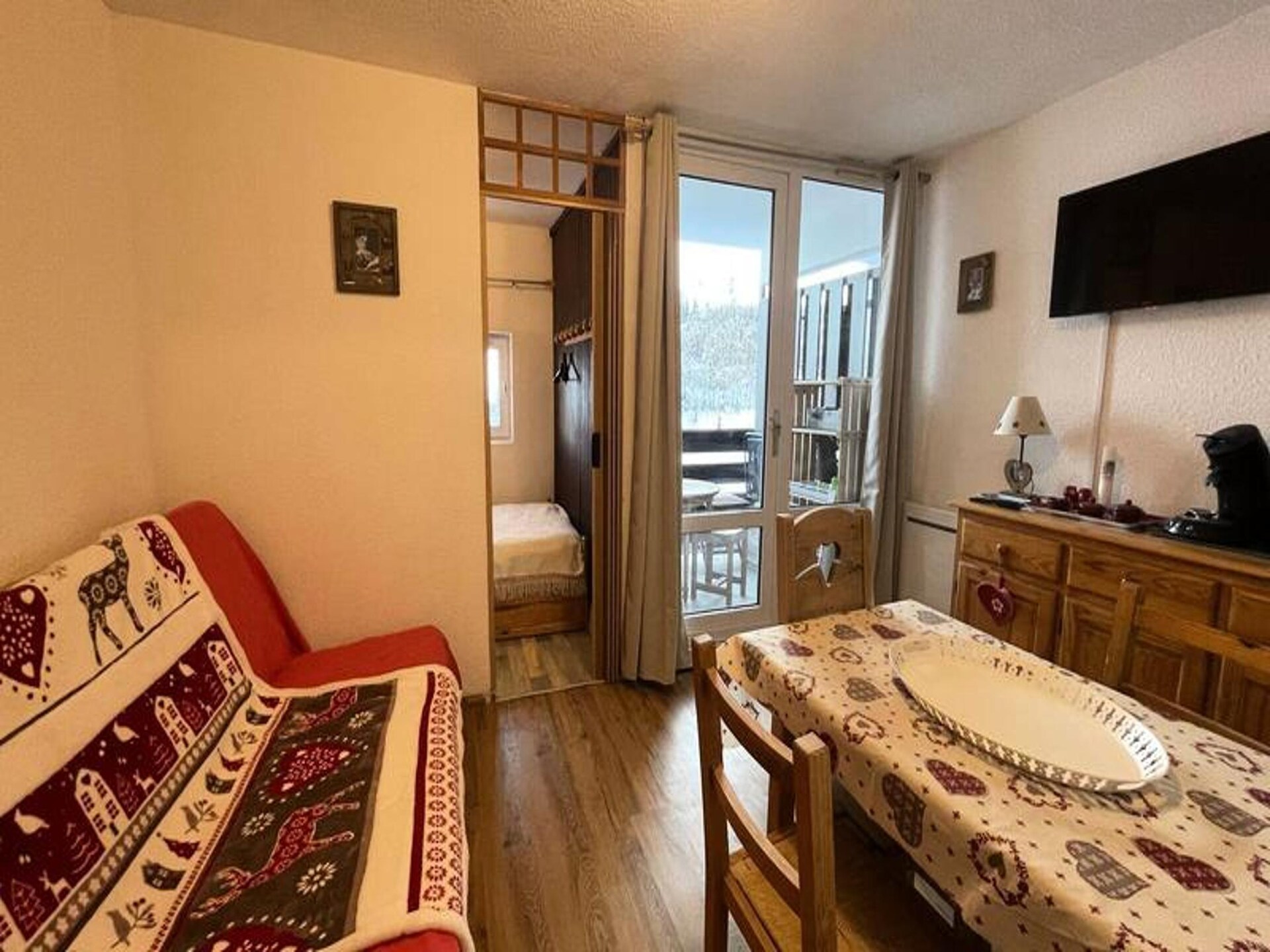 Knus appartement op de piste in Vénosc met panoramisch bergzicht - foto 13