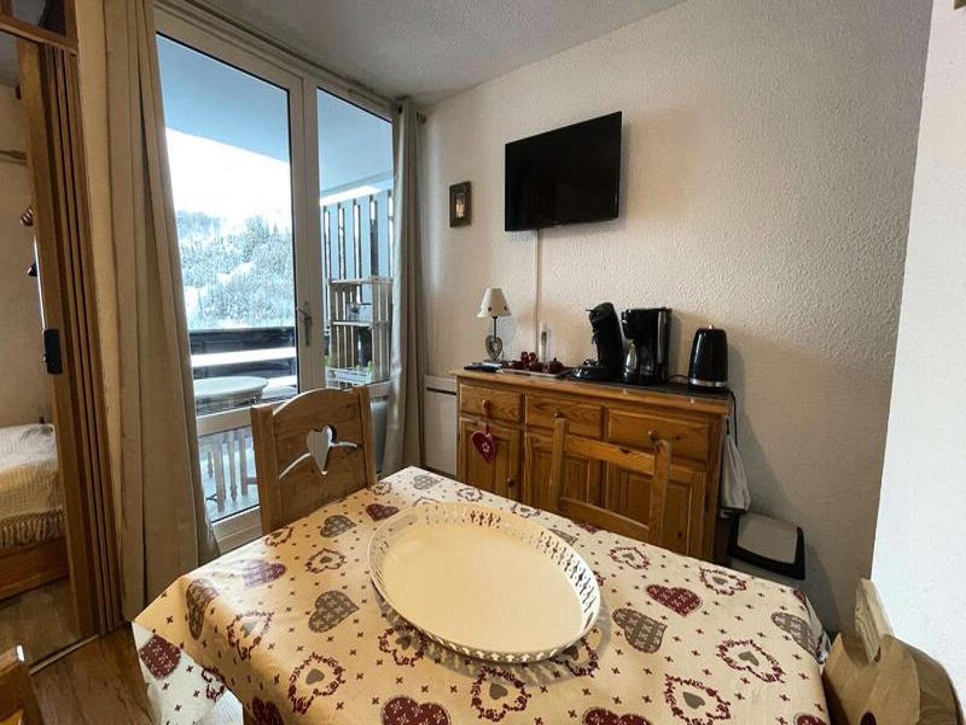 Knus appartement op de piste in Vénosc met panoramisch bergzicht - foto 18