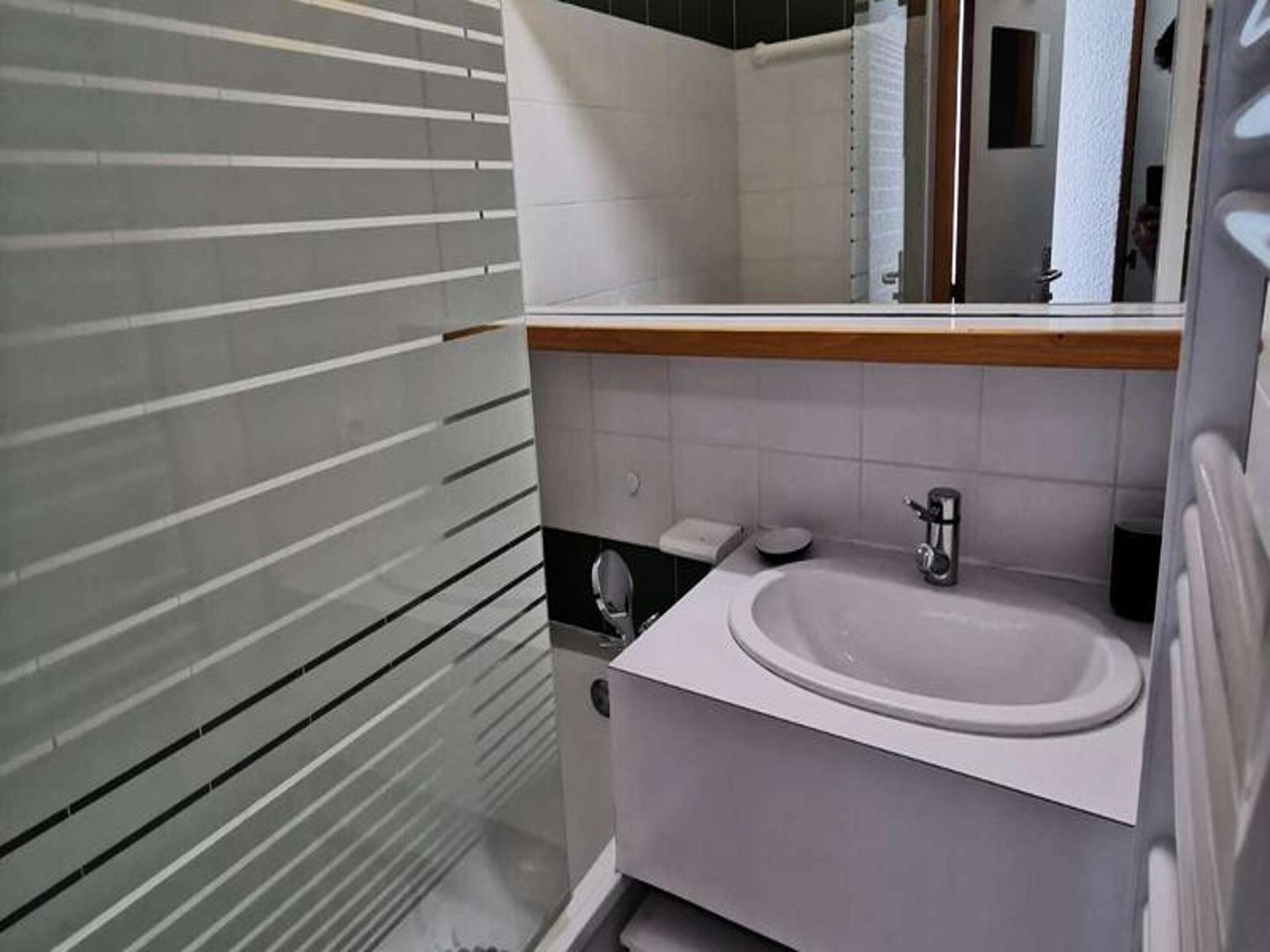 Appartement Soleil in Venosc: direct aan de piste met zuidbalkon - foto 26