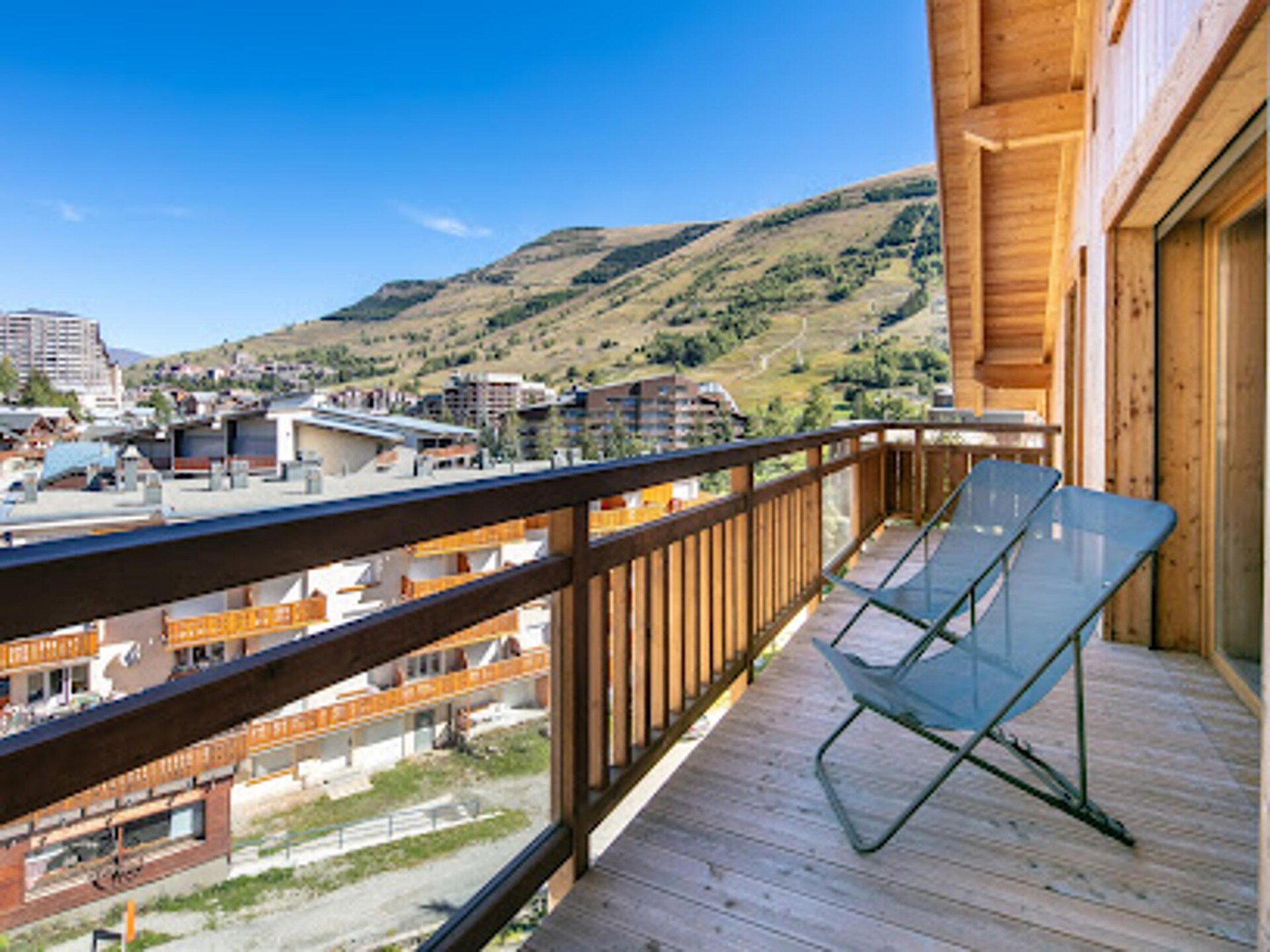 Stijlvol 3-kamerappartement in het hart van Vénosc met panoramisch bergzicht - foto 32