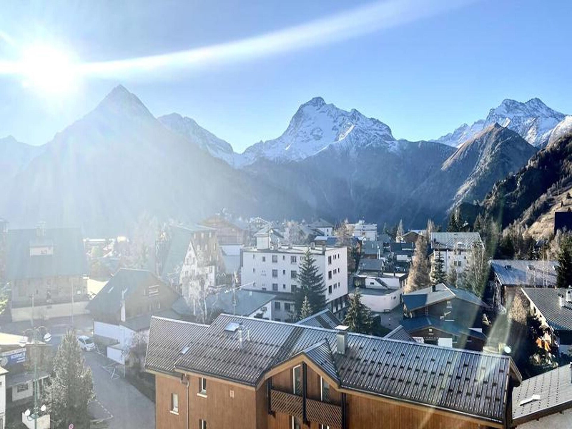 Stijlvol 3-kamerappartement in het hart van Vénosc met panoramisch bergzicht - foto 34