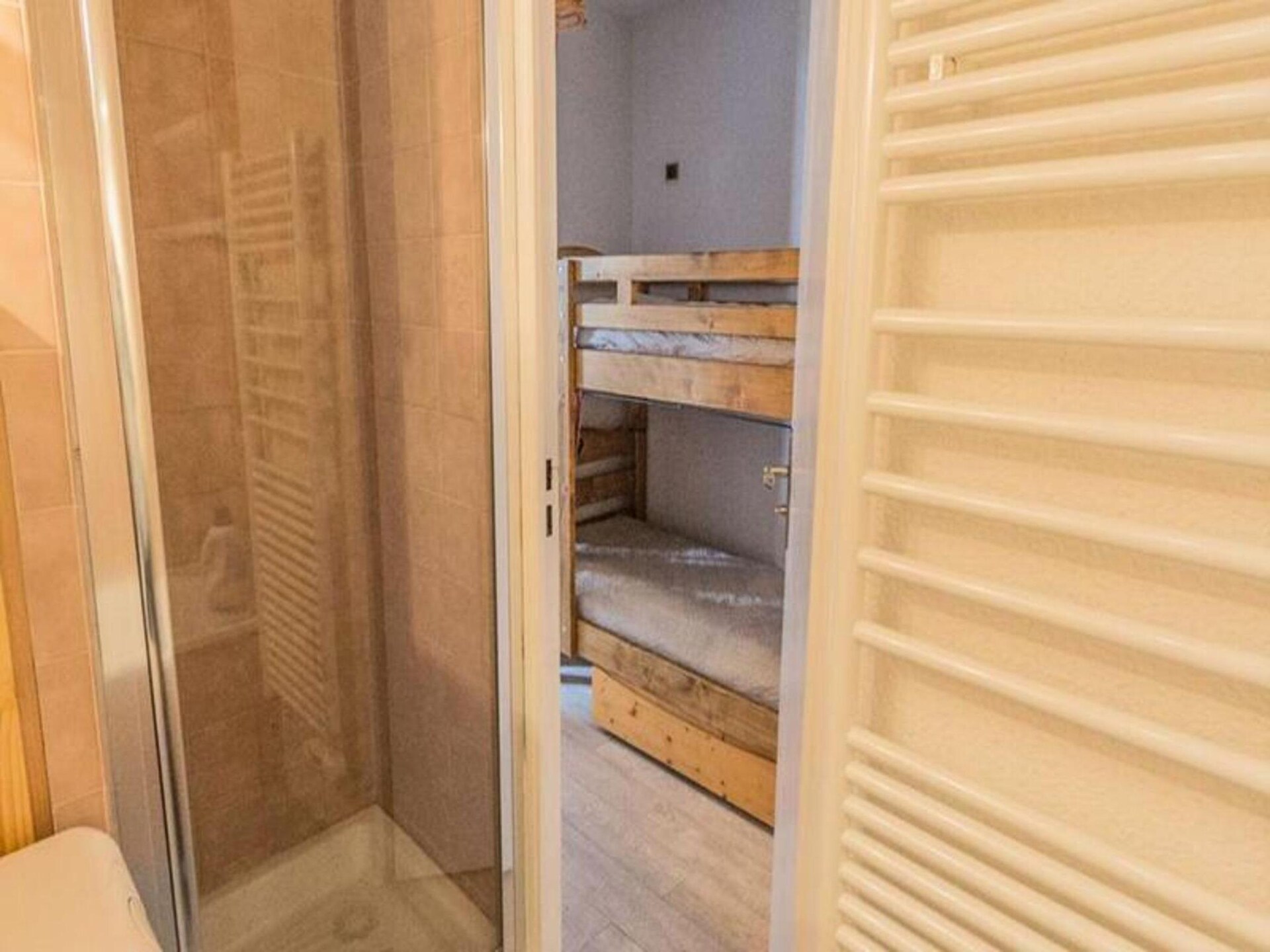 Résidence Apheratz F57: Panoramisch appartement voor 6 in Vénosc - foto 16