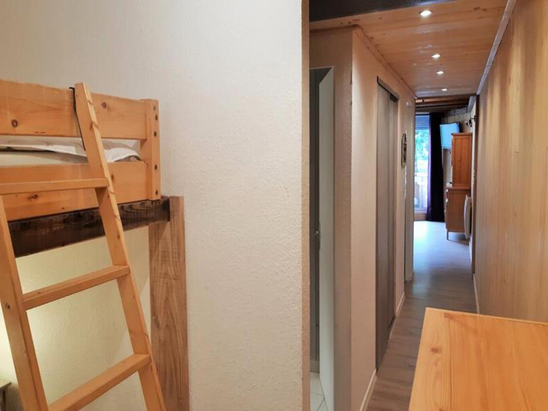 Knus studio-appartement aan de piste in Venosc met balkon - foto 19