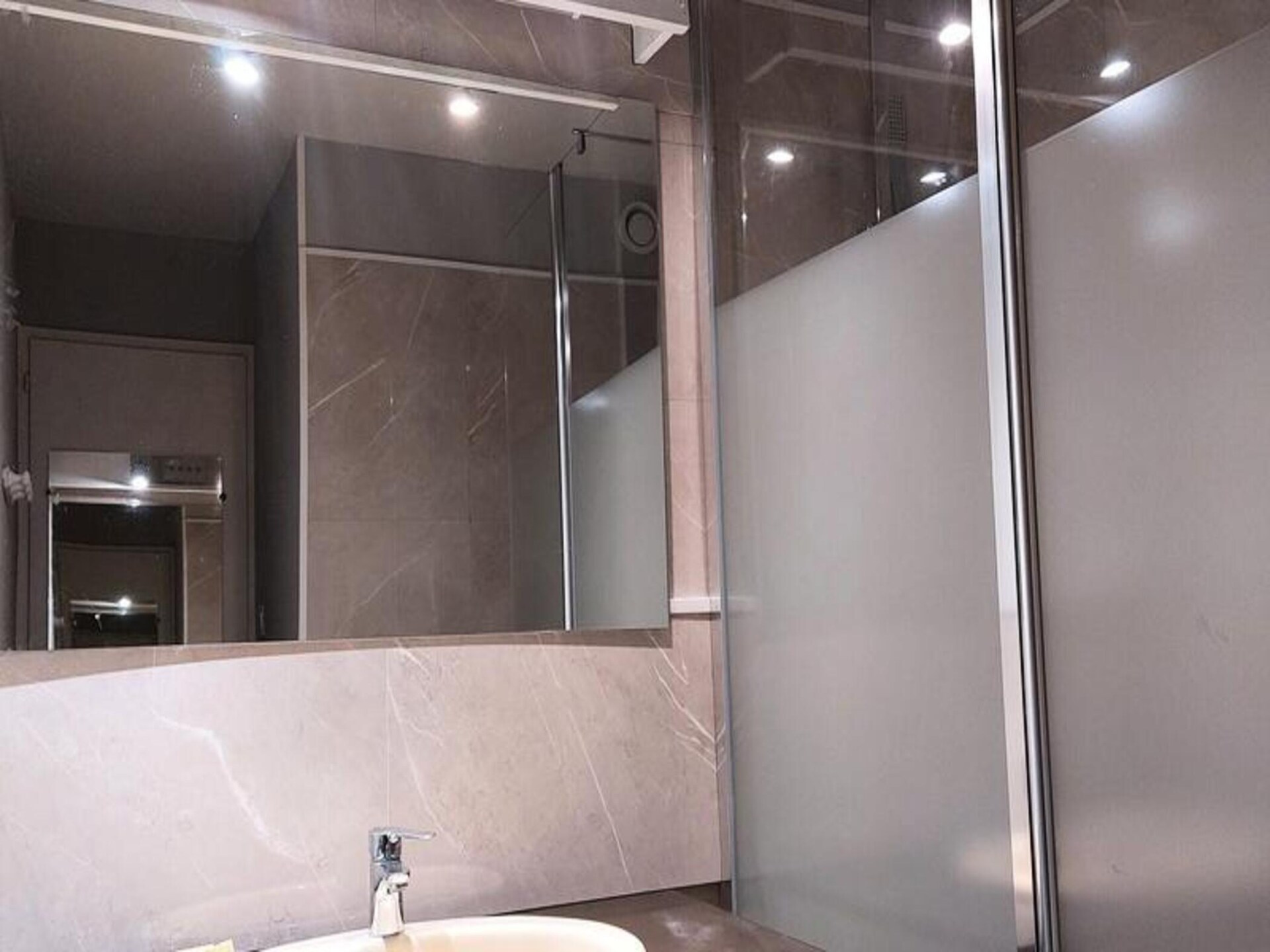 Appartement 6p aan de piste in Vénosc met balkon op het zuiden - foto 18