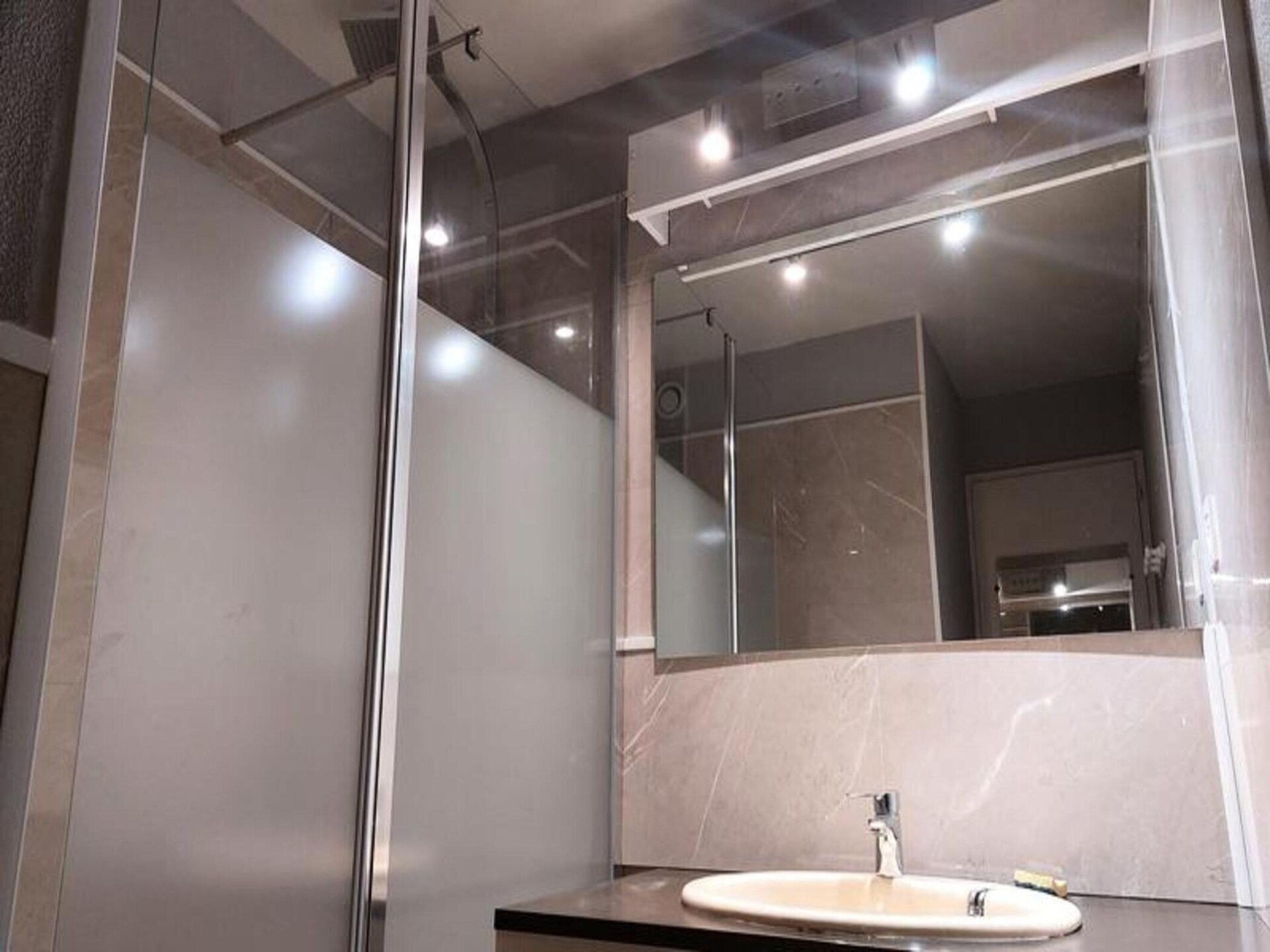 Appartement 6p aan de piste in Vénosc met balkon op het zuiden - foto 21