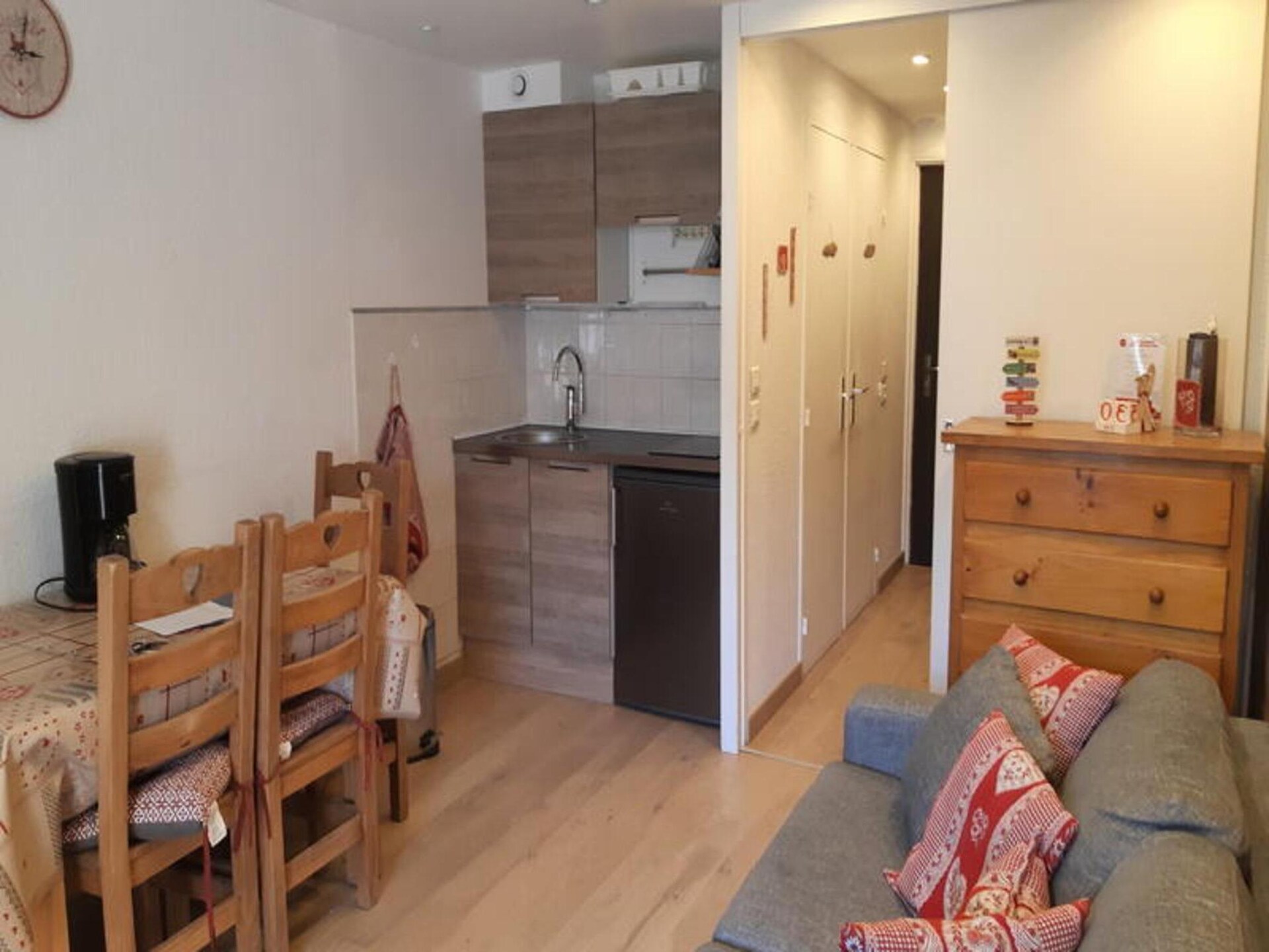 Studio met balkon en uitzicht op de Witte Vallei, vlakbij de piste - foto 10