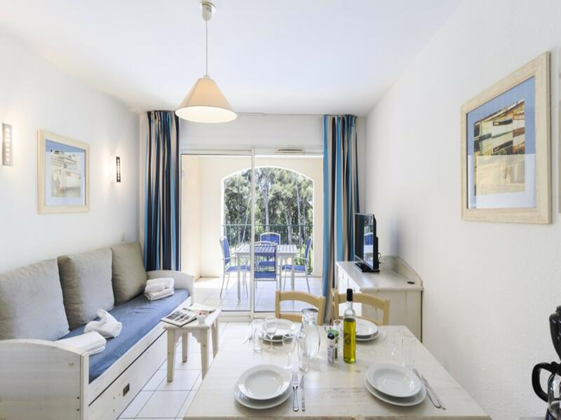 Knus appartement op 350m van strand met zwembad bij Six-Fours-les-Plages - foto 23