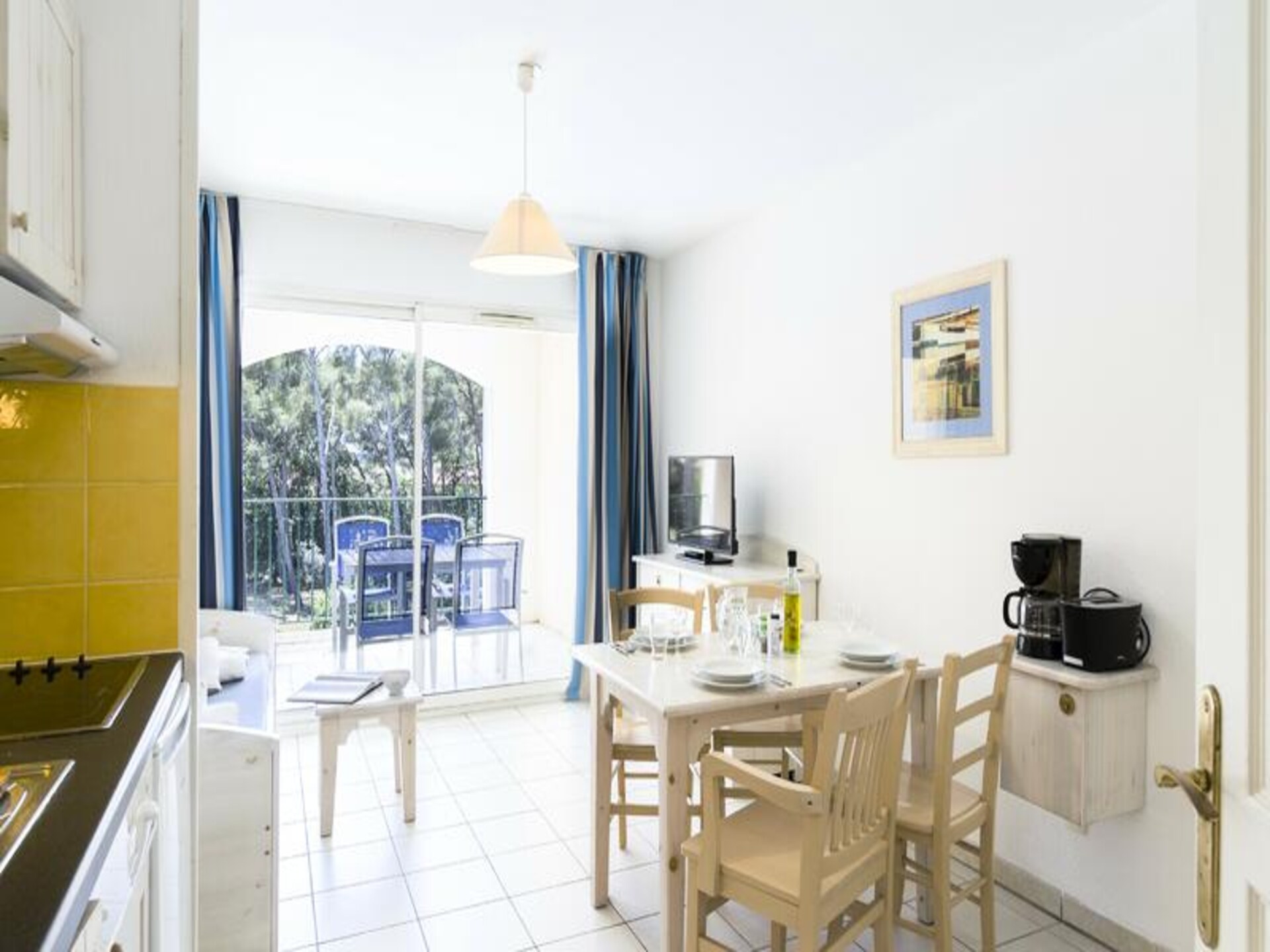 Knus appartement op 350m van strand met zwembad bij Six-Fours-les-Plages - foto 25