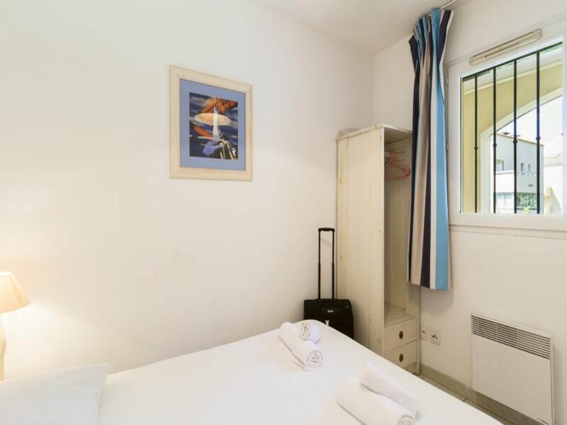 Licht appartement op 350m van strand met zwembad in Six-Fours-les-Plages - foto 26