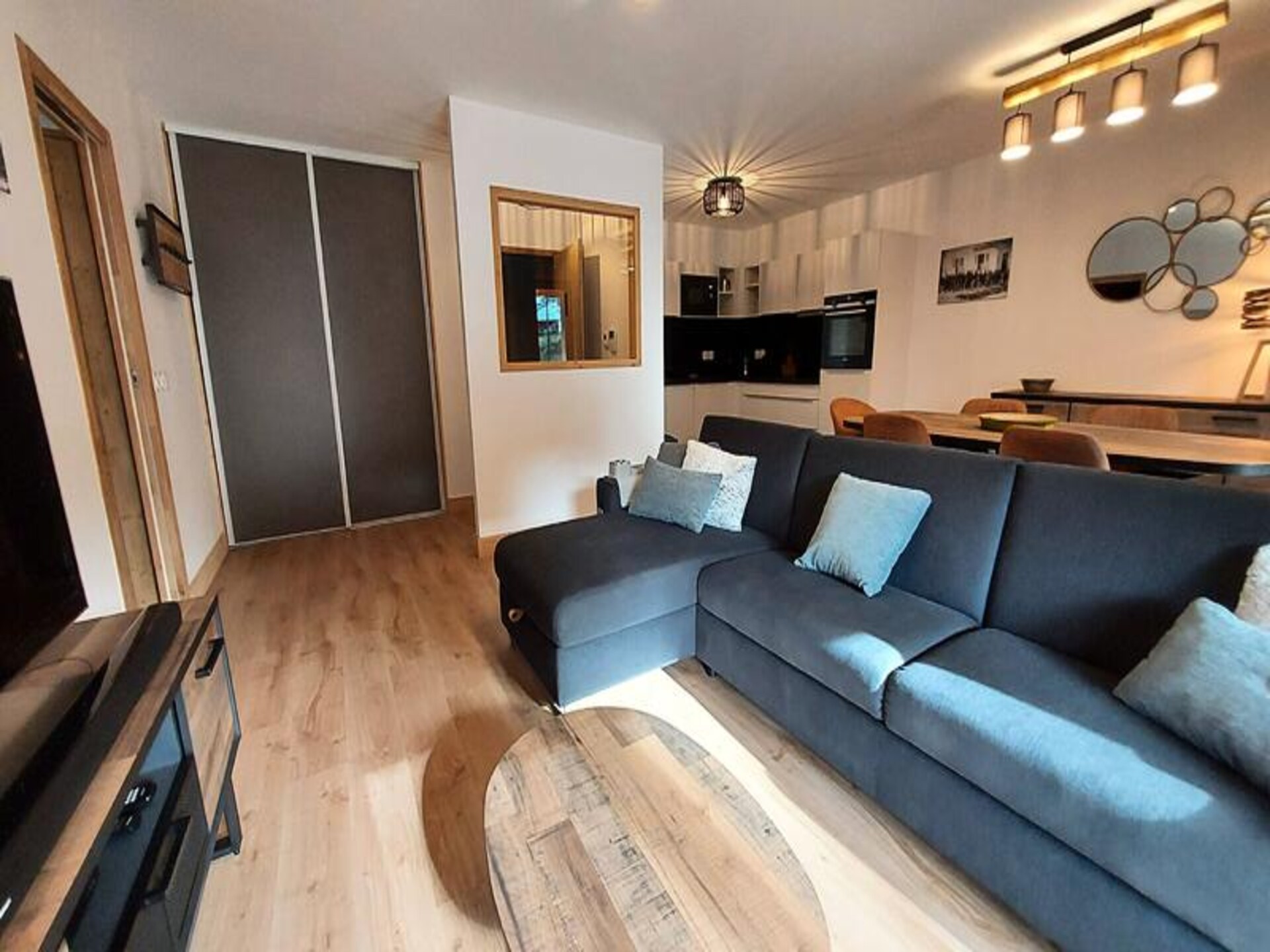 Ski-in, ski-out appartement op 50m van de piste met panoramisch uitzicht - foto 3