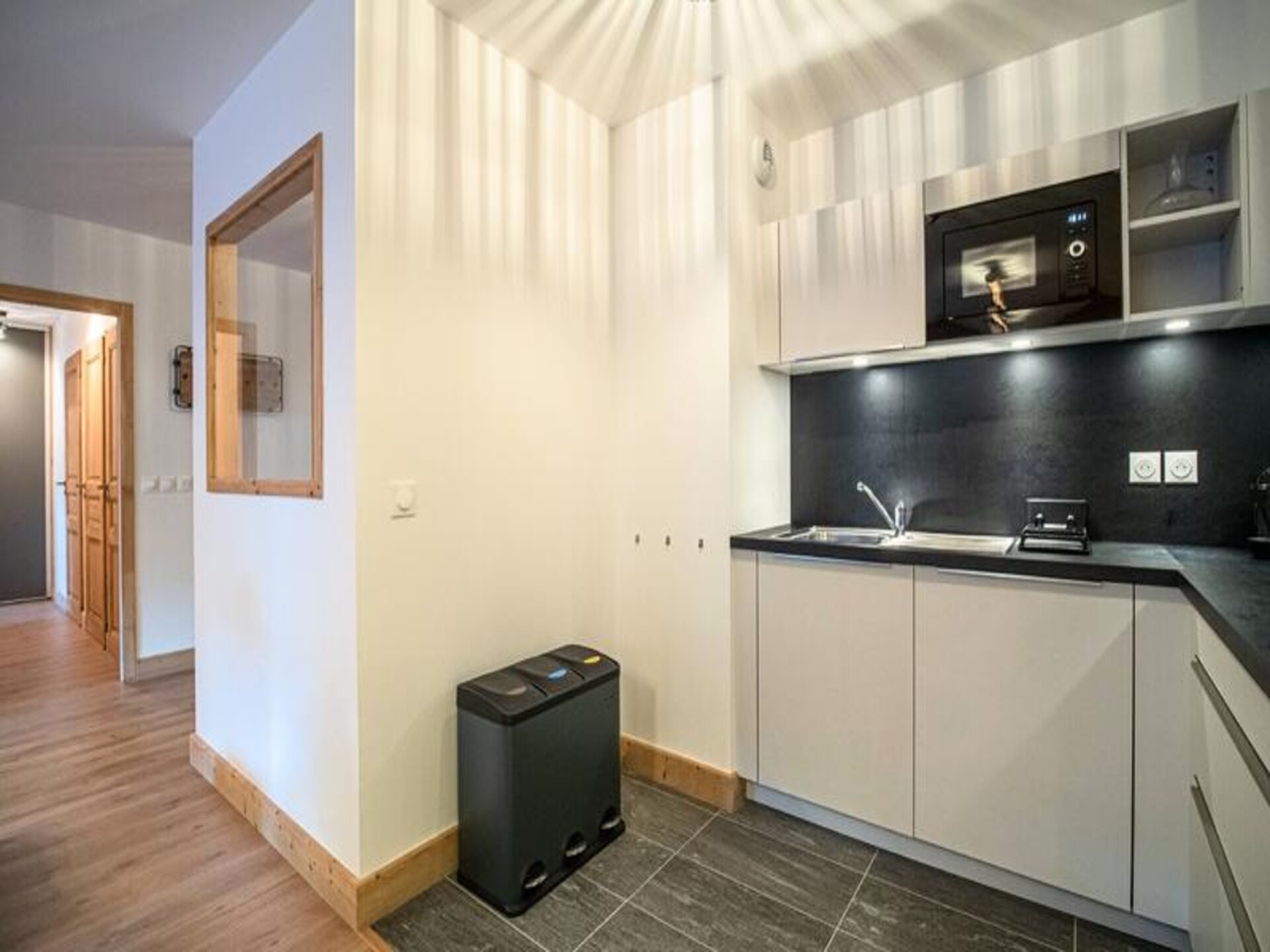 Ski-in, ski-out appartement op 50m van de piste met panoramisch uitzicht - foto 14