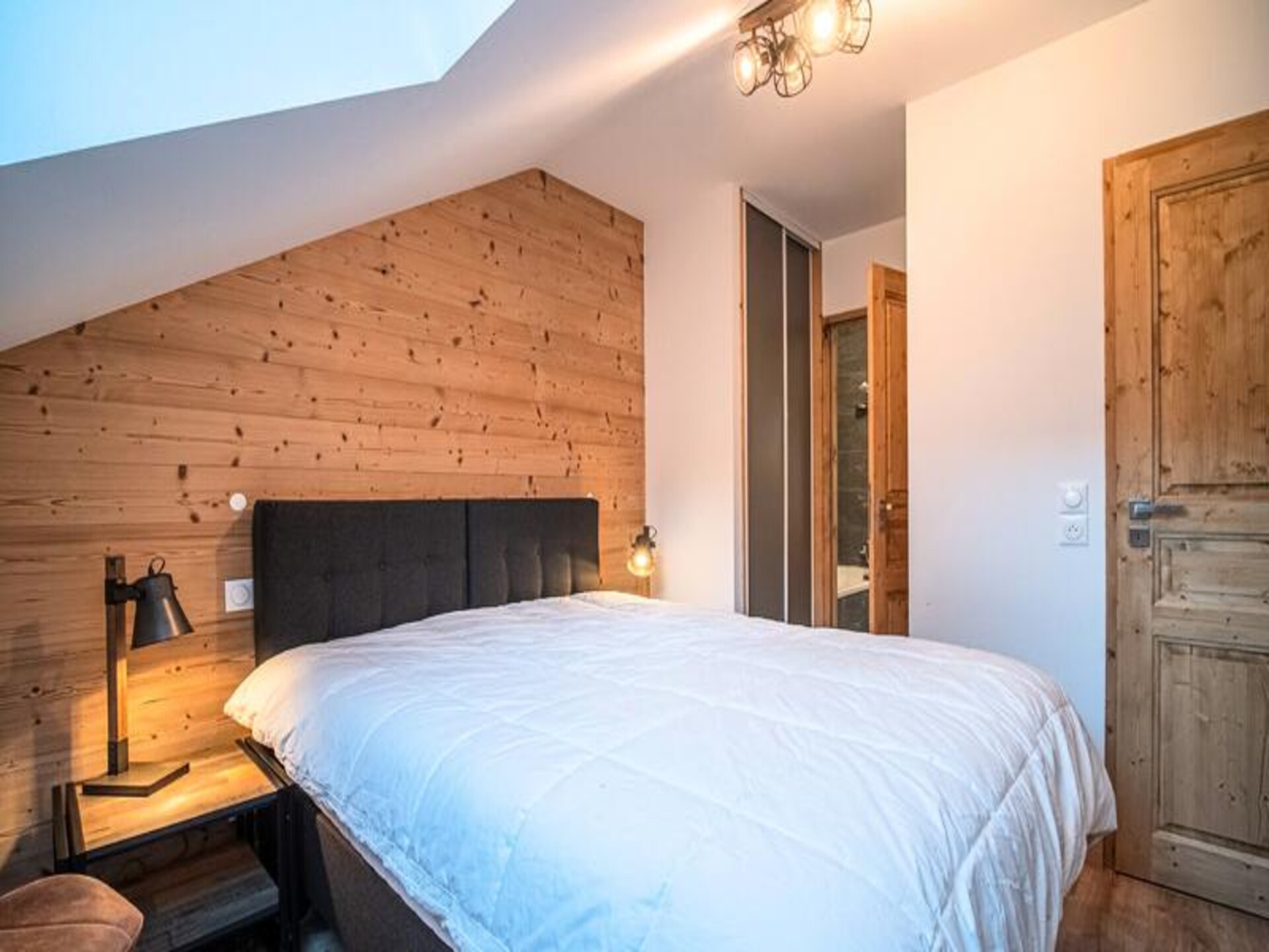 Ski-in, ski-out appartement op 50m van de piste met panoramisch uitzicht - foto 21