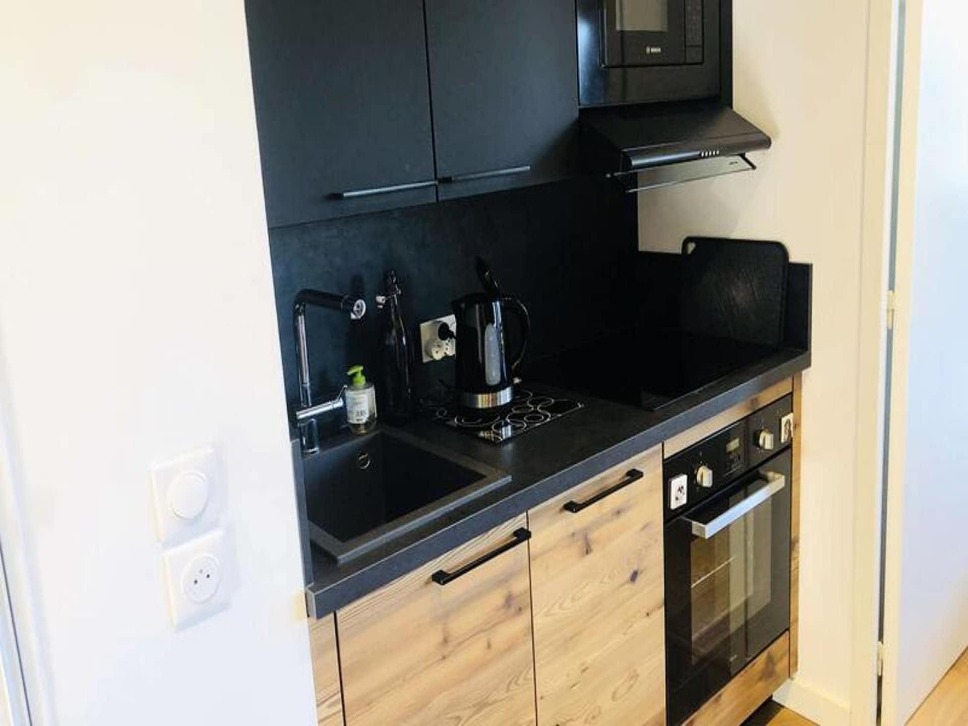 Knus gerenoveerd appartement direct aan de piste in Valmorel - foto 10