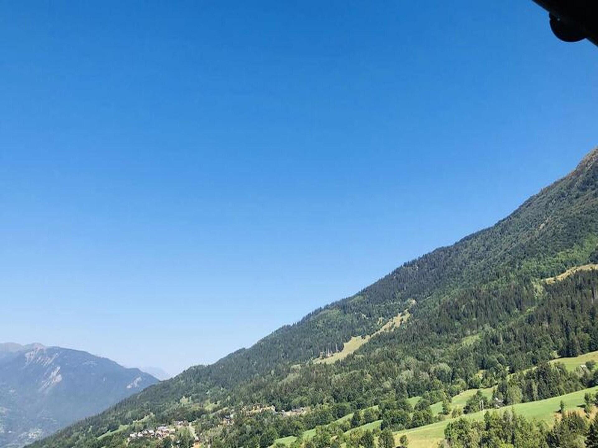 Knus gerenoveerd appartement direct aan de piste in Valmorel - foto 24