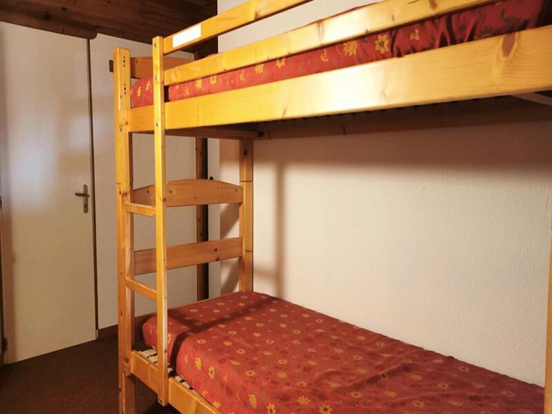 Ruim 8-persoons appartement met balkon op 5 minuten van de piste in Valmorel - foto 10