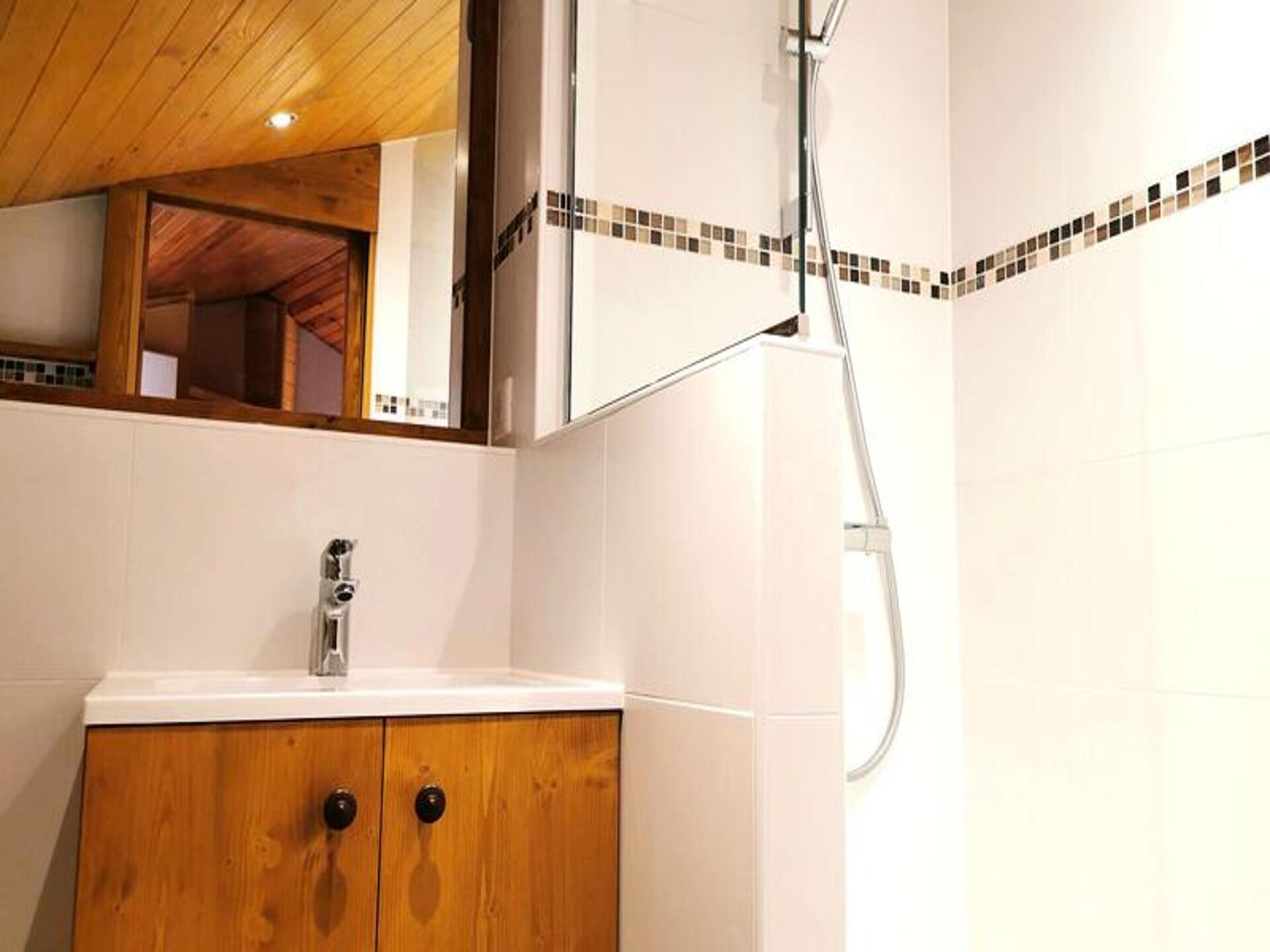 Ruim 8-persoons appartement met balkon op 5 minuten van de piste in Valmorel - foto 13