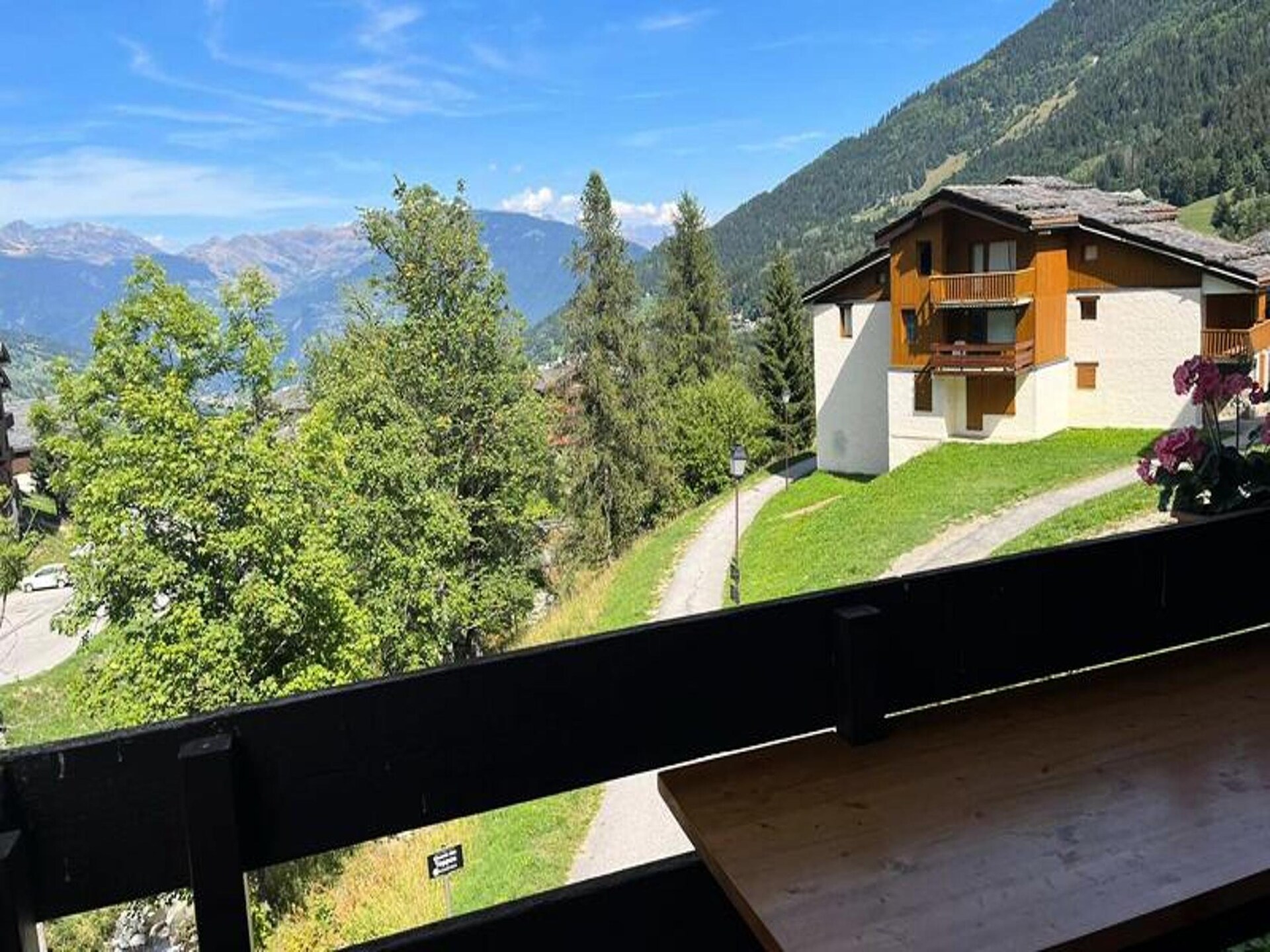 Gezellig appartement in La Forêt met ski-in/ski-out toegang voor 5 personen - foto 18