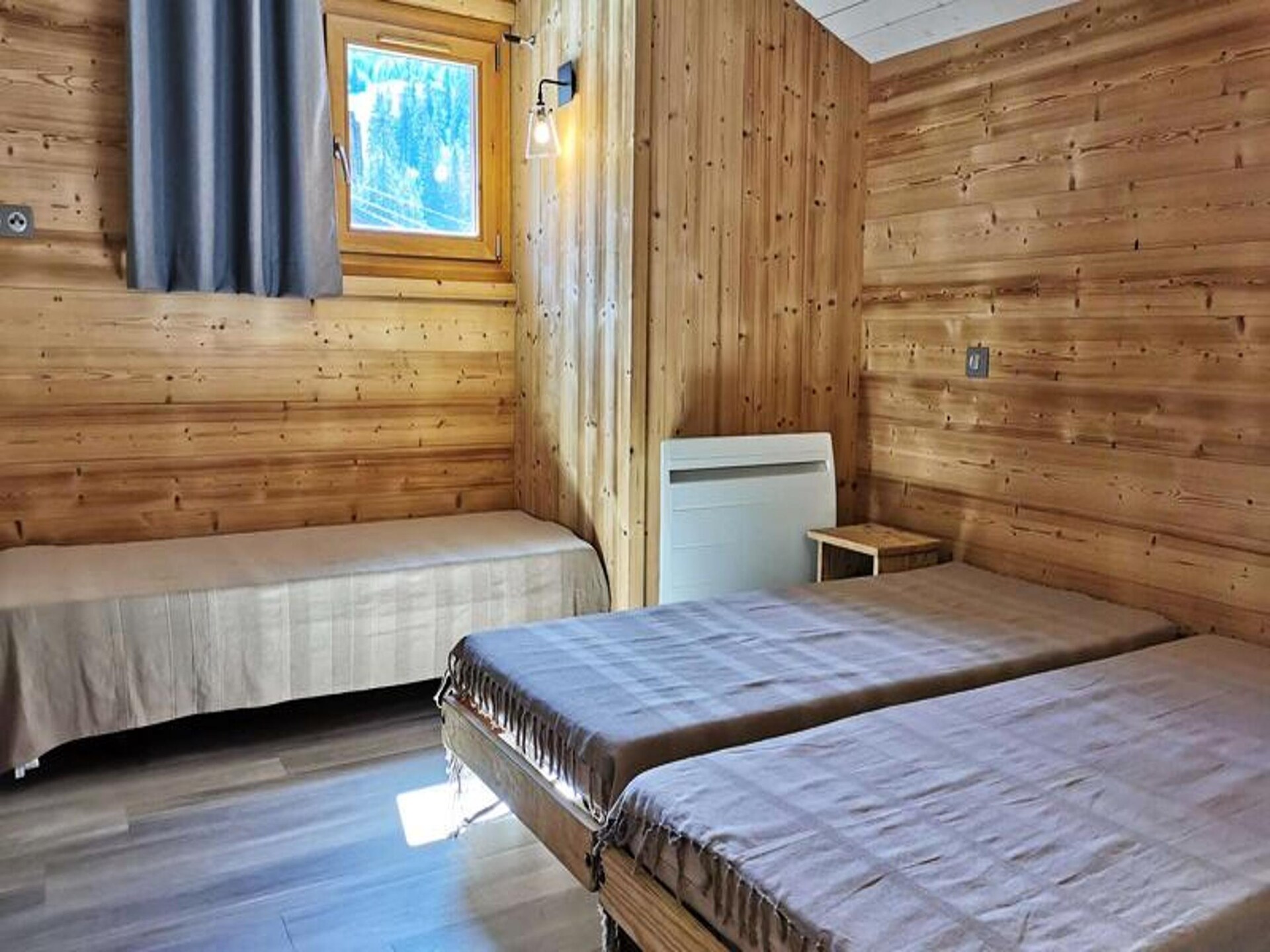 Riant 9-persoons appartement direct aan de piste in Les Avanchers Valmorel - foto 17