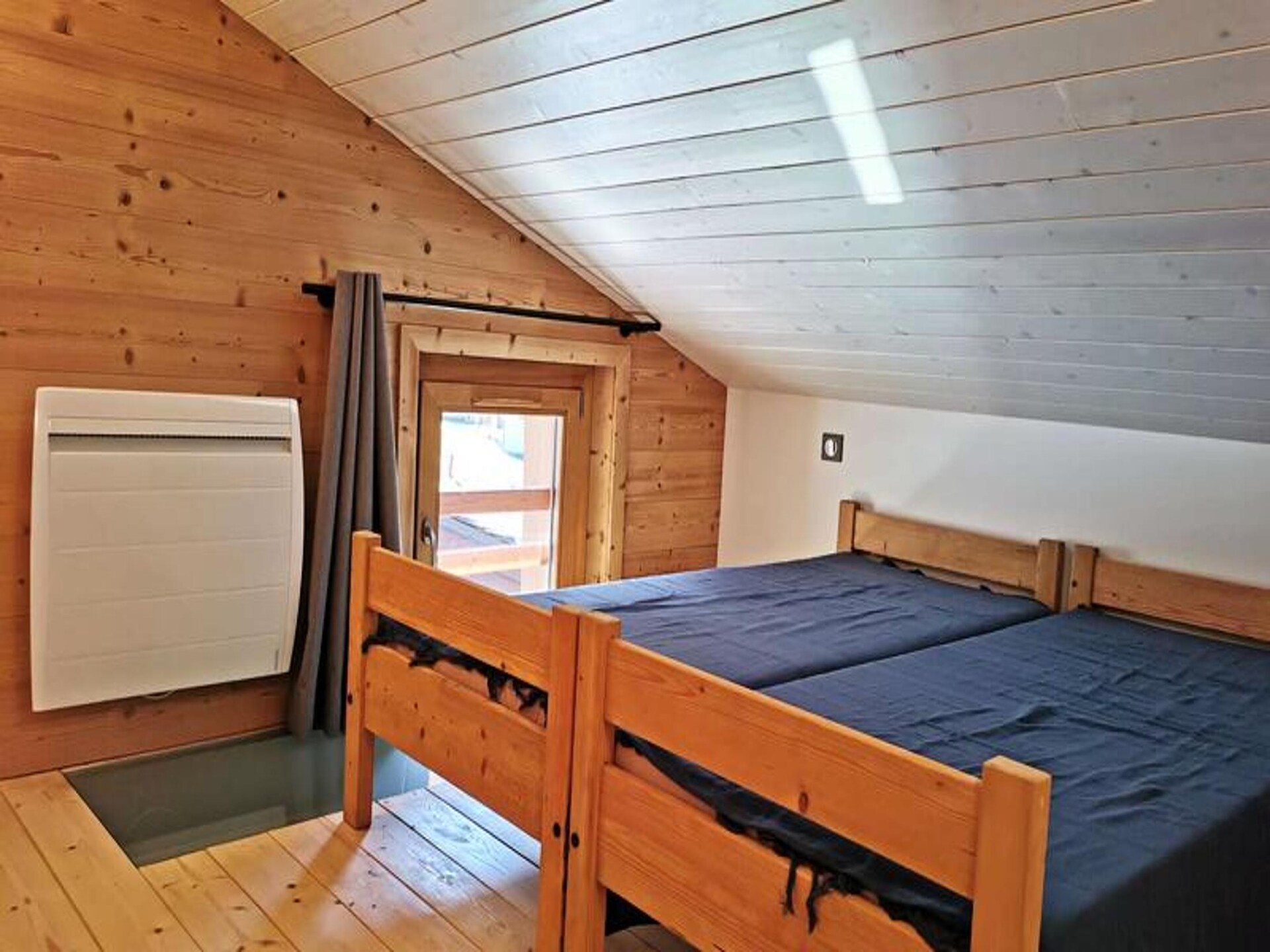 Riant 9-persoons appartement direct aan de piste in Les Avanchers Valmorel - foto 18