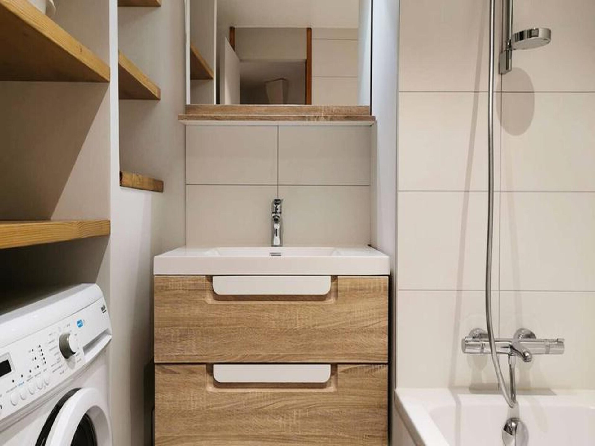 Riant 9-persoons appartement direct aan de piste in Les Avanchers Valmorel - foto 10