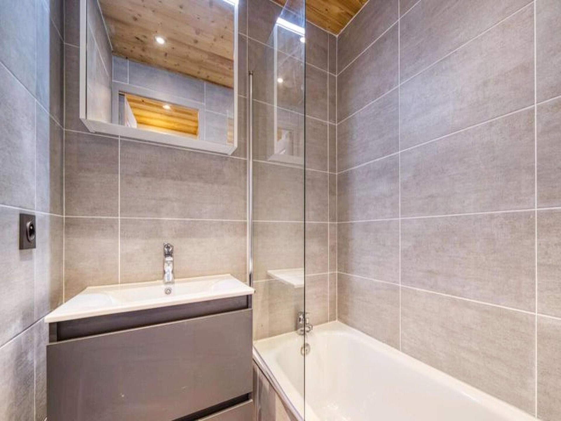 Ruim appartement voor 6 personen direct aan de piste in Valmorel - foto 3