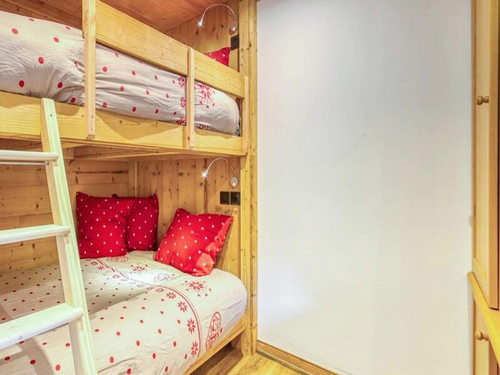 Ruim appartement voor 6 personen direct aan de piste in Valmorel - foto 13