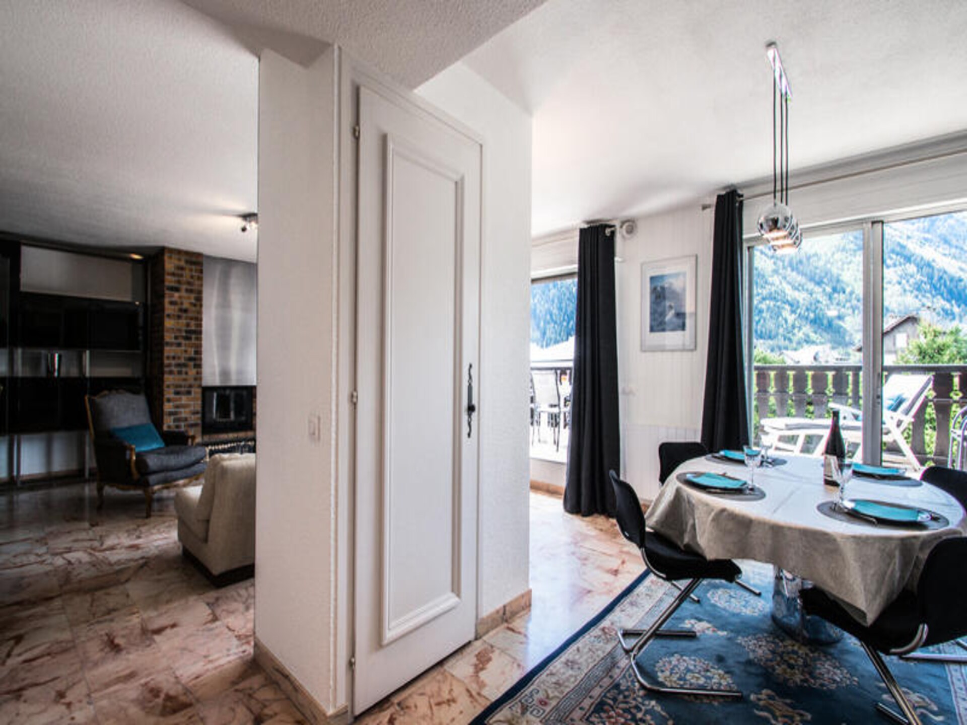 Ski-in/ski-out appartement met Mont-Blanc uitzicht in het hart van Chamonix - foto 18