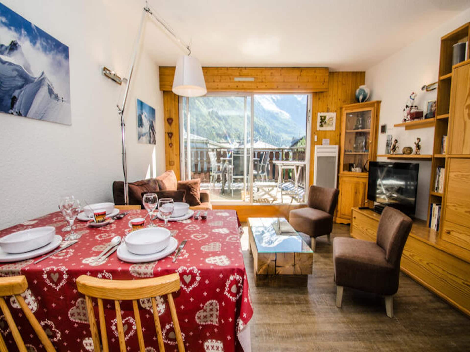 Knus appartement met Mont Blanc uitzicht, 200m van centrum Chamonix - foto 13