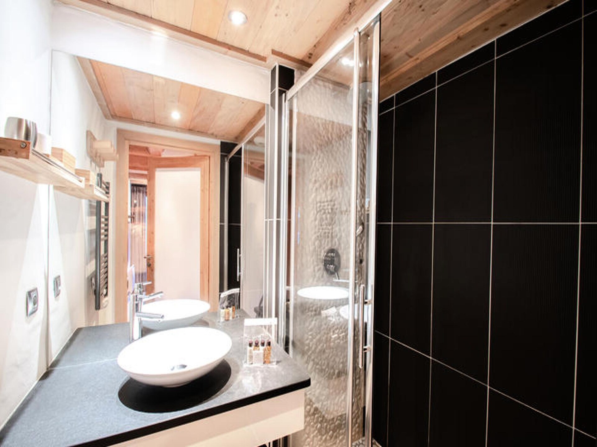 Appartement met Mont-Blanc uitzicht op 450m van het centrum van Chamonix - foto 26