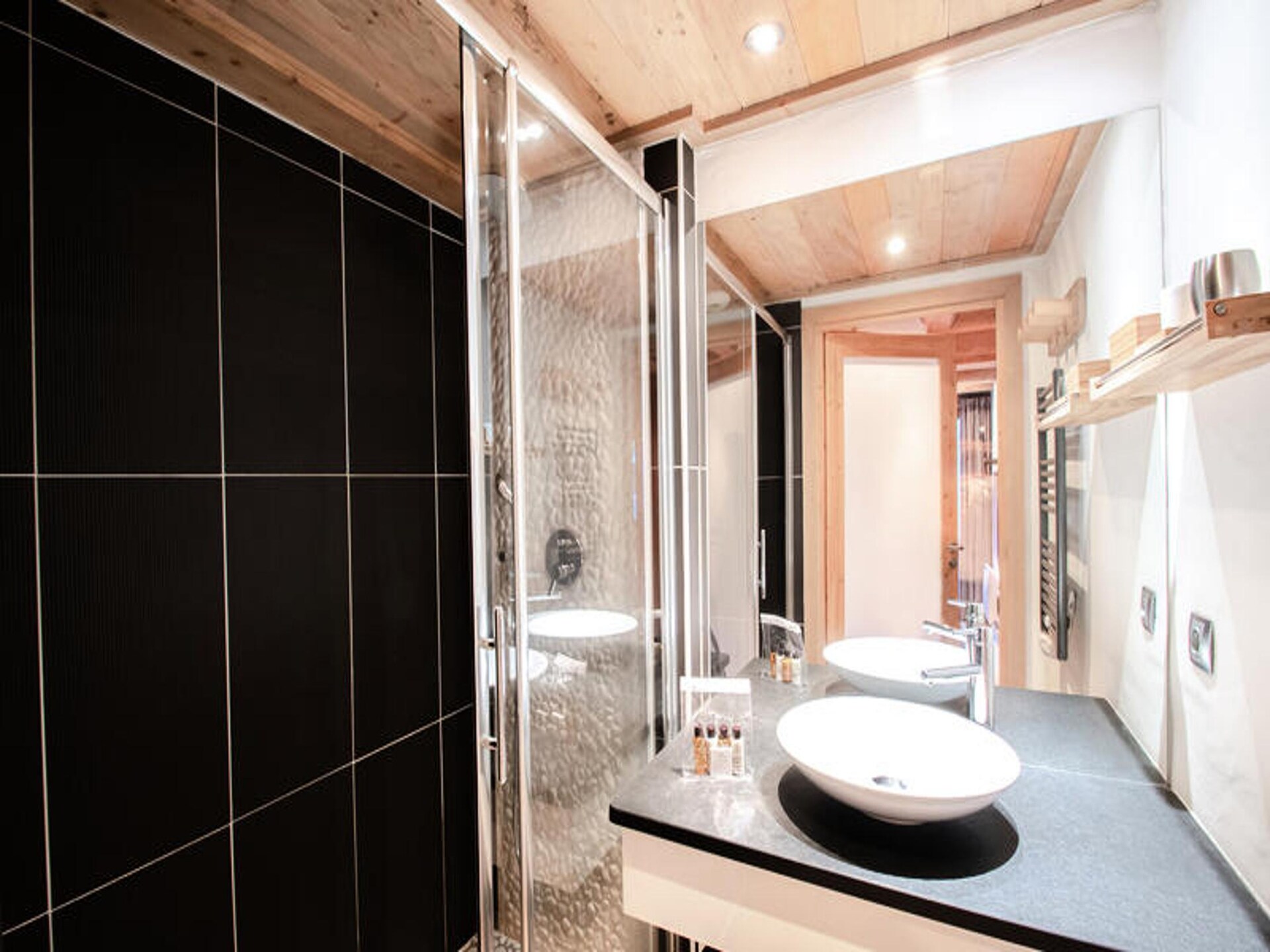 Appartement met Mont-Blanc uitzicht op 450m van het centrum van Chamonix - foto 27