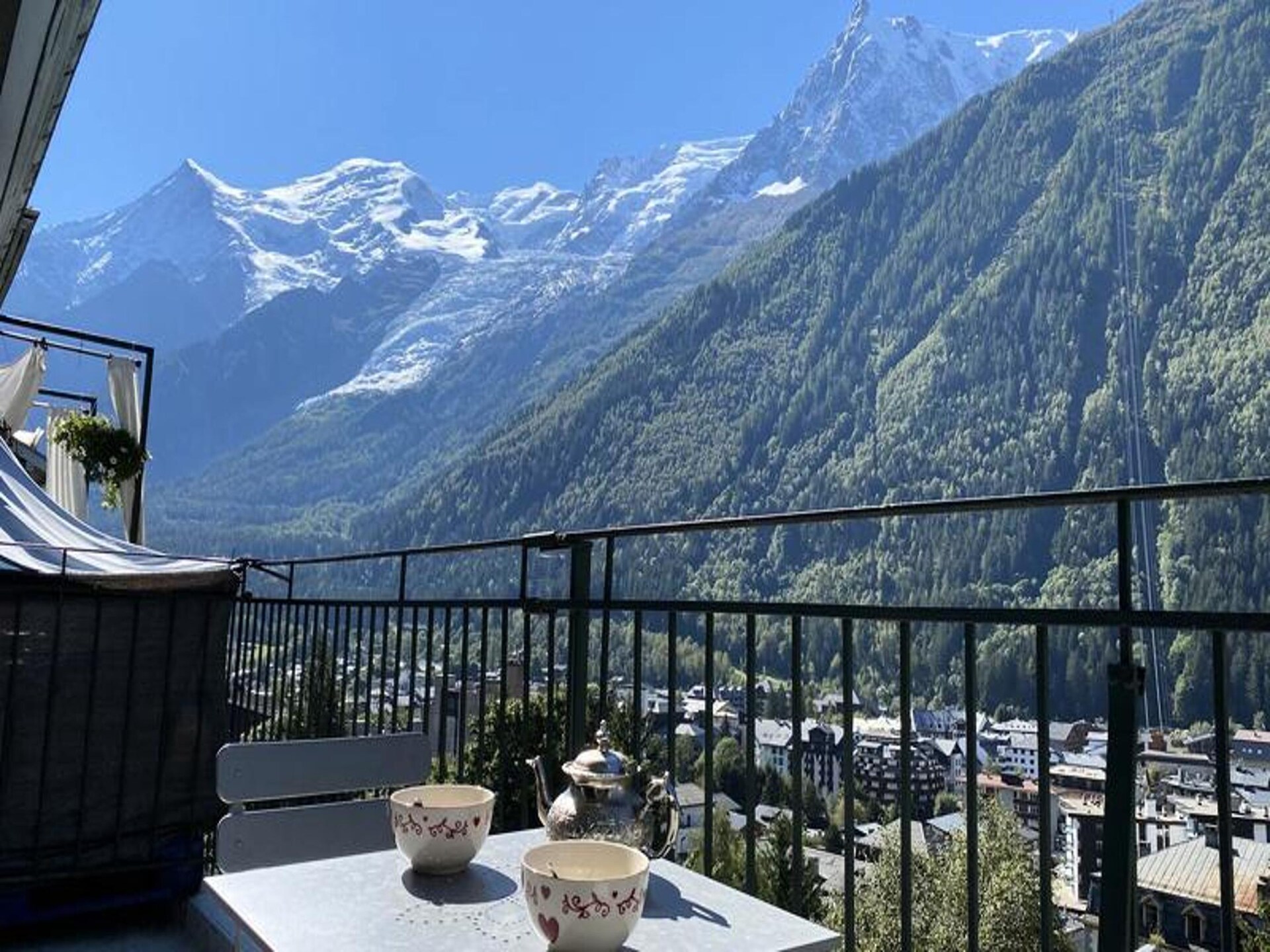 Knus appartement op de 6e verdieping met Mont-Blanc uitzicht in Chamonix - foto 10