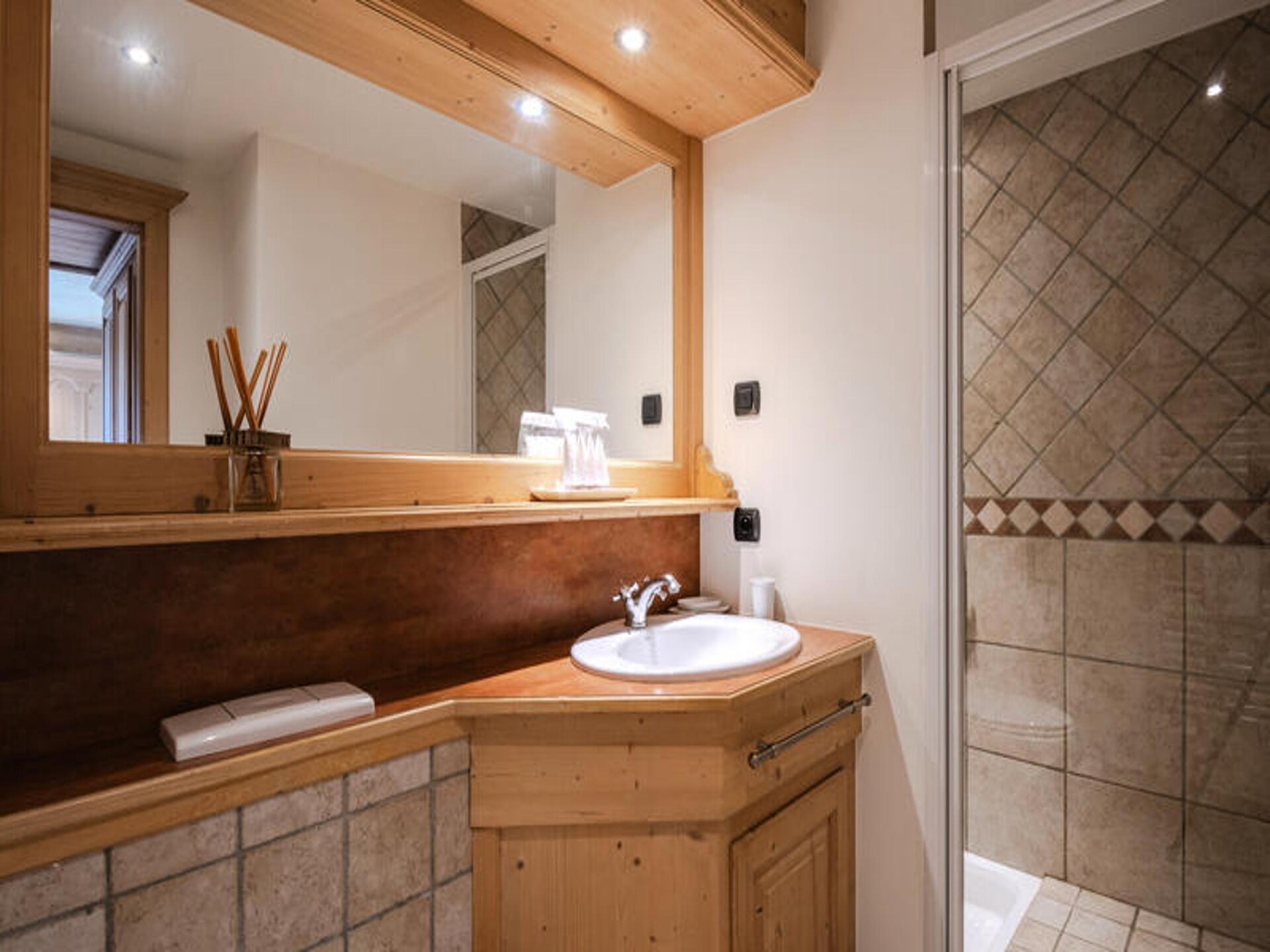 Ruim 10-persoons duplex appartement in Chamonix, vlakbij de skipiste - foto 32