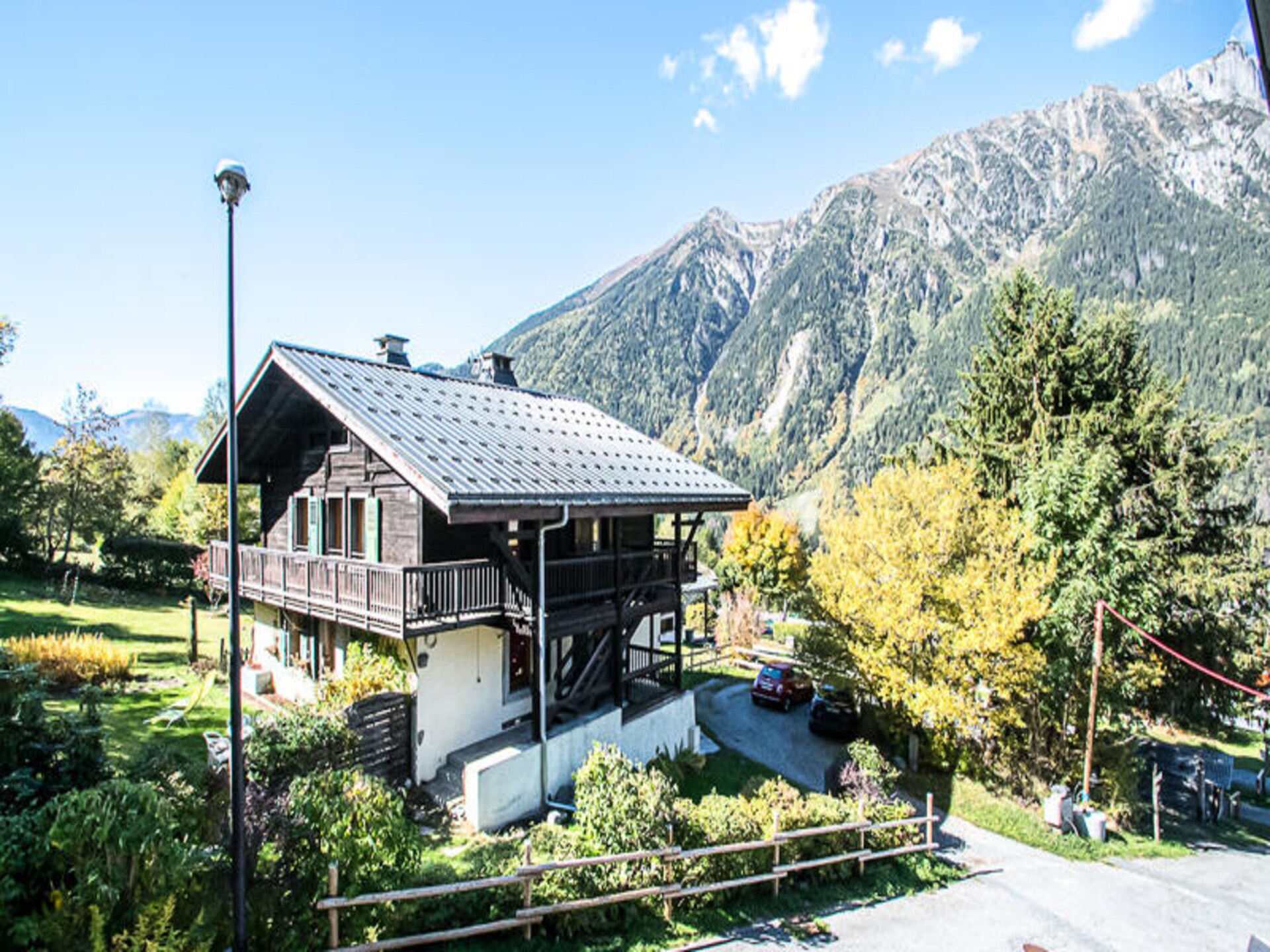 Ruim chalet voor 6 met sauna en tuin vlakbij centrum Chamonix - foto 4